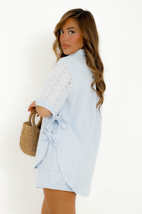 Look bohème chemise broderie anglaise laçage côtés - Blooshop