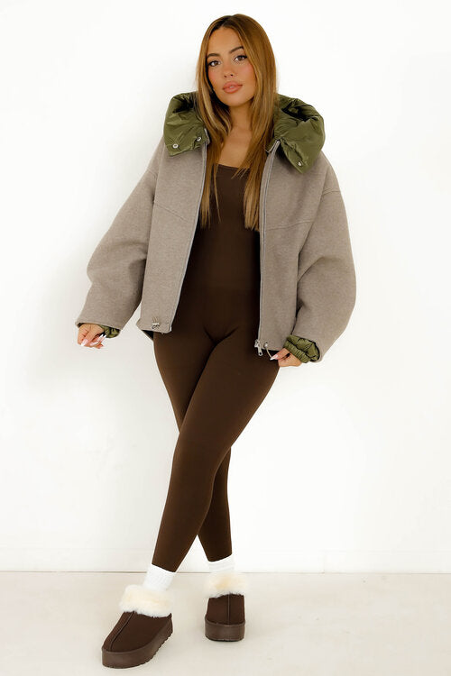 Manteau Manches Oversizes + Capuche Intégrée