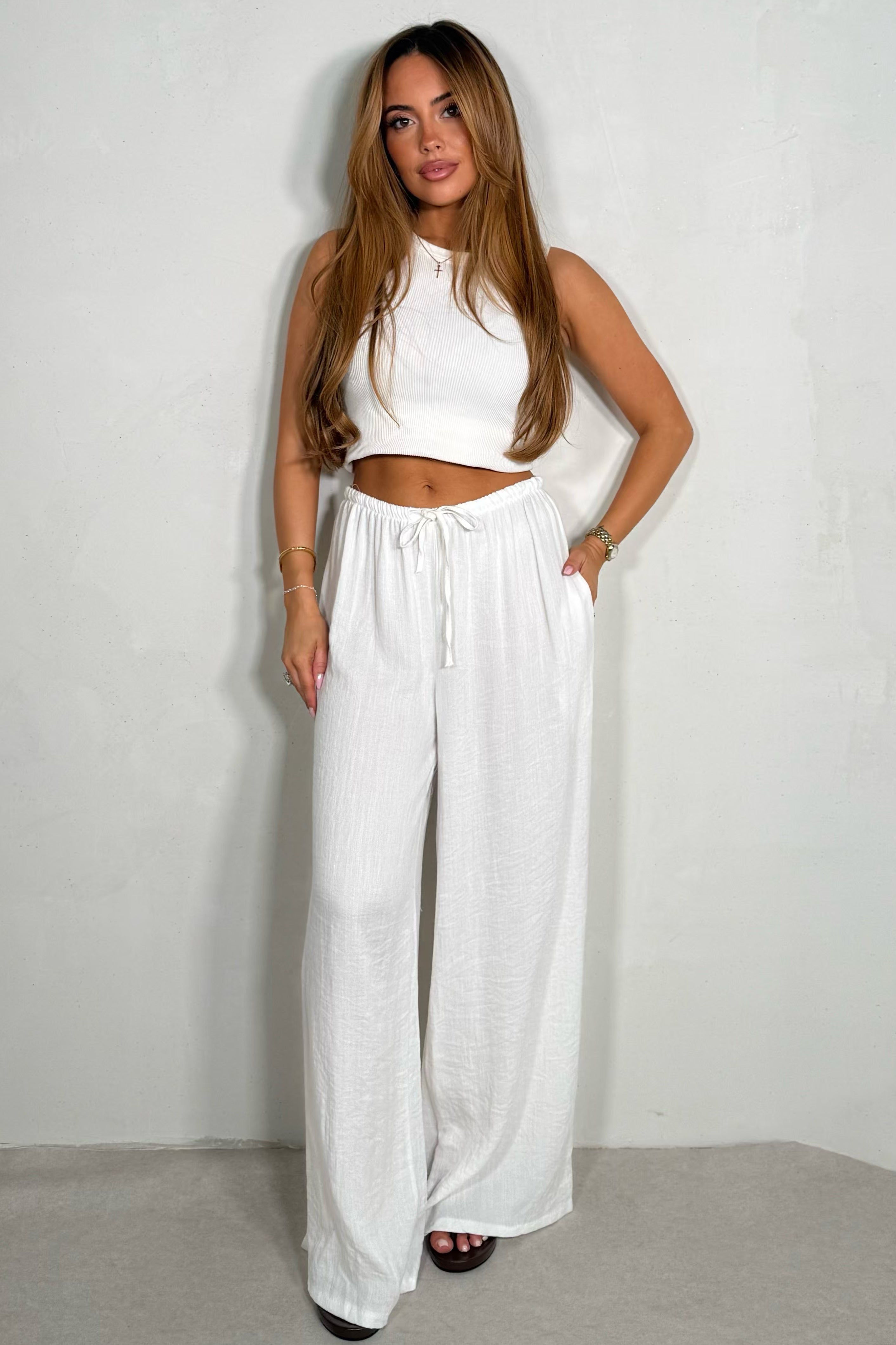 Pantalon fluide effet lin coupe ample coloris blanc
