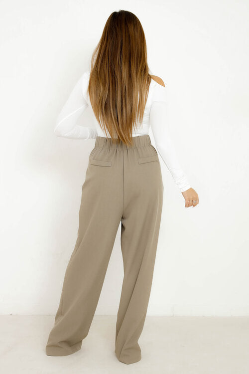 Pantalon à Pinces Poches Droites Femme