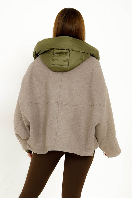 Manteau Manches Oversizes + Capuche Intégrée