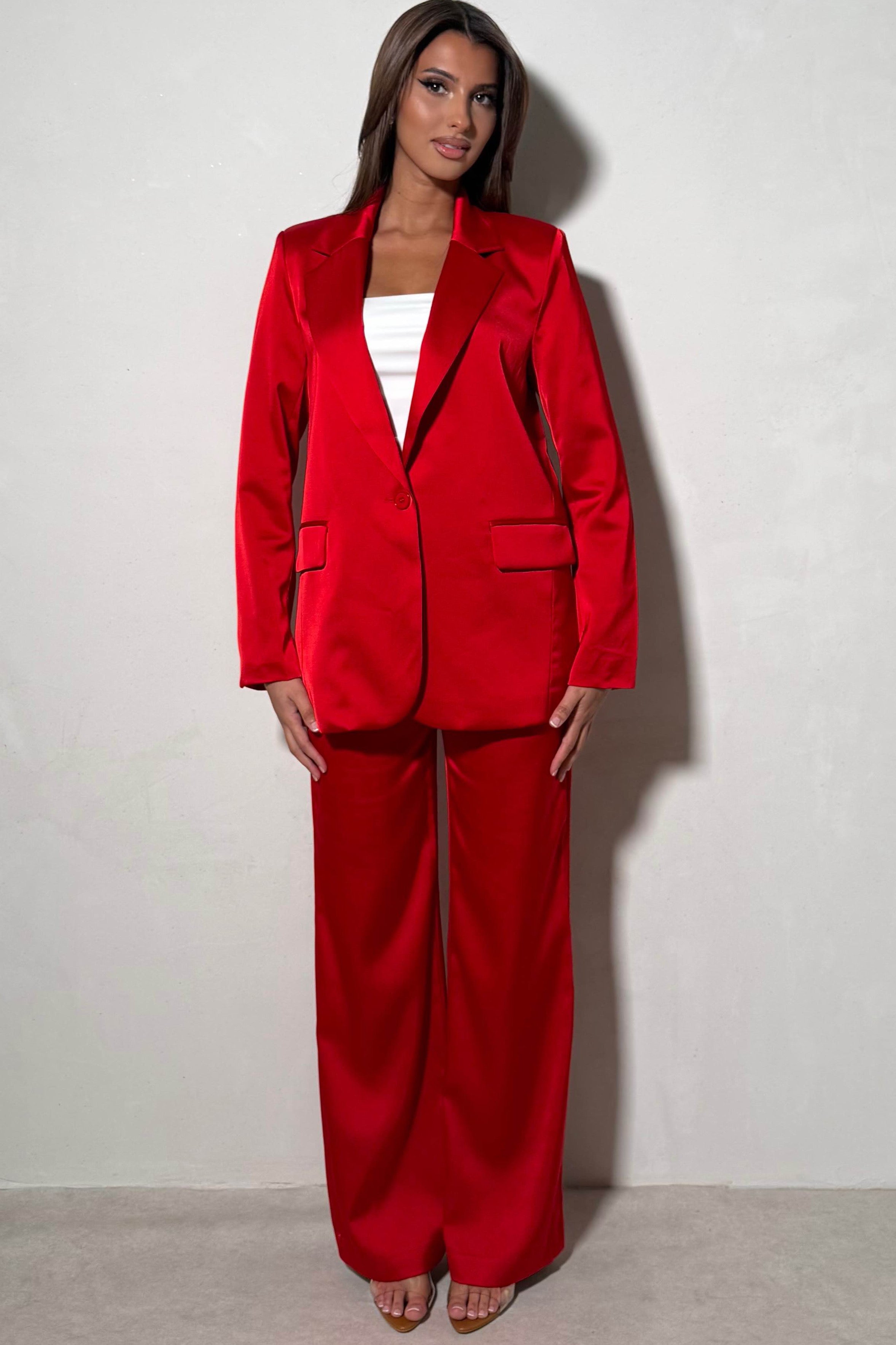 Pantalon Droit Satiné Éclat Réflectif Rouge Passion