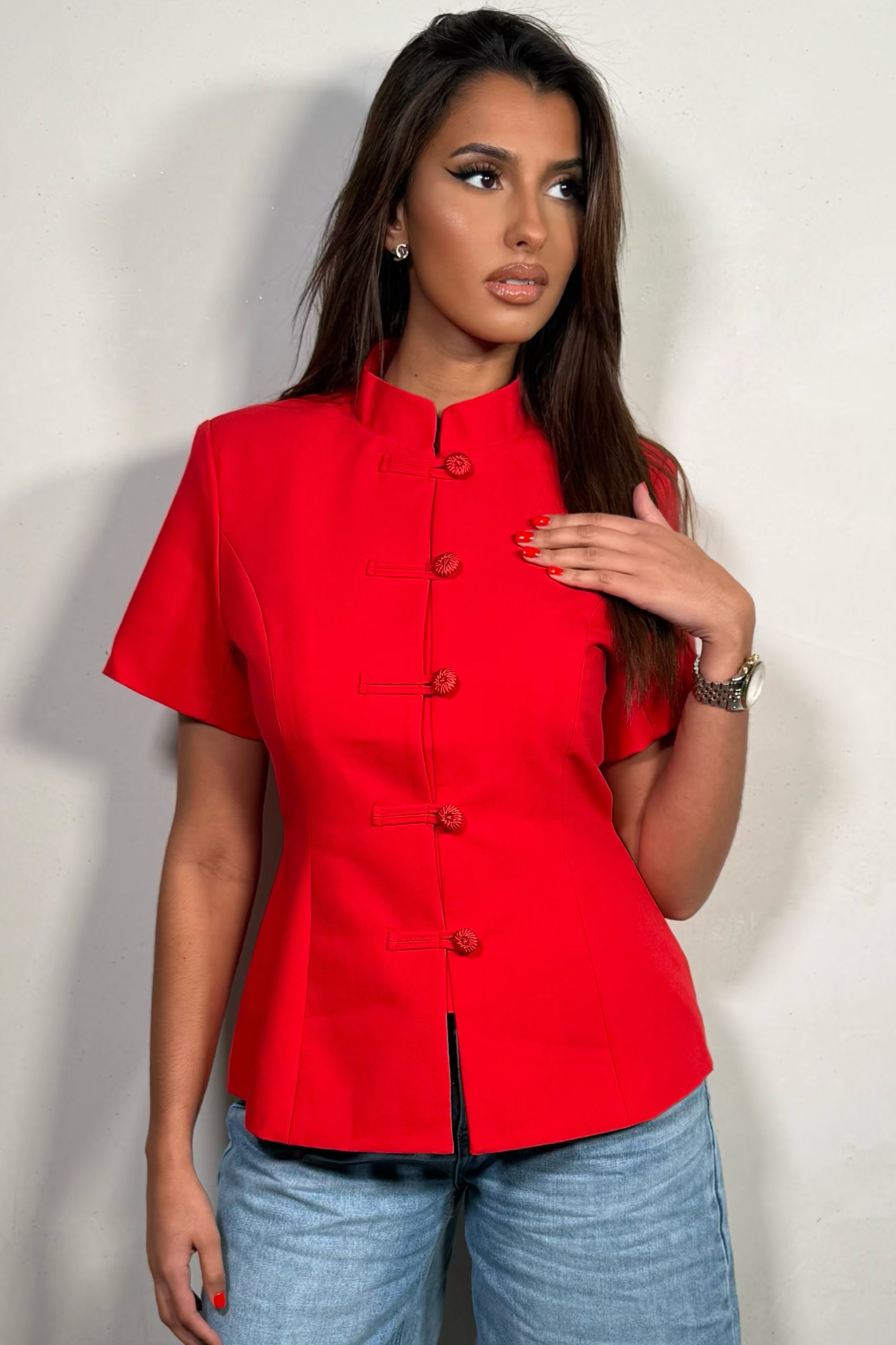 Veste Manches Courtes Nœuds Traditionnels Rouge Passion