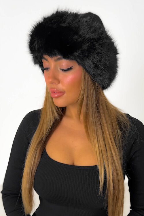 Bonnet Effet Chapka Fur Vegan