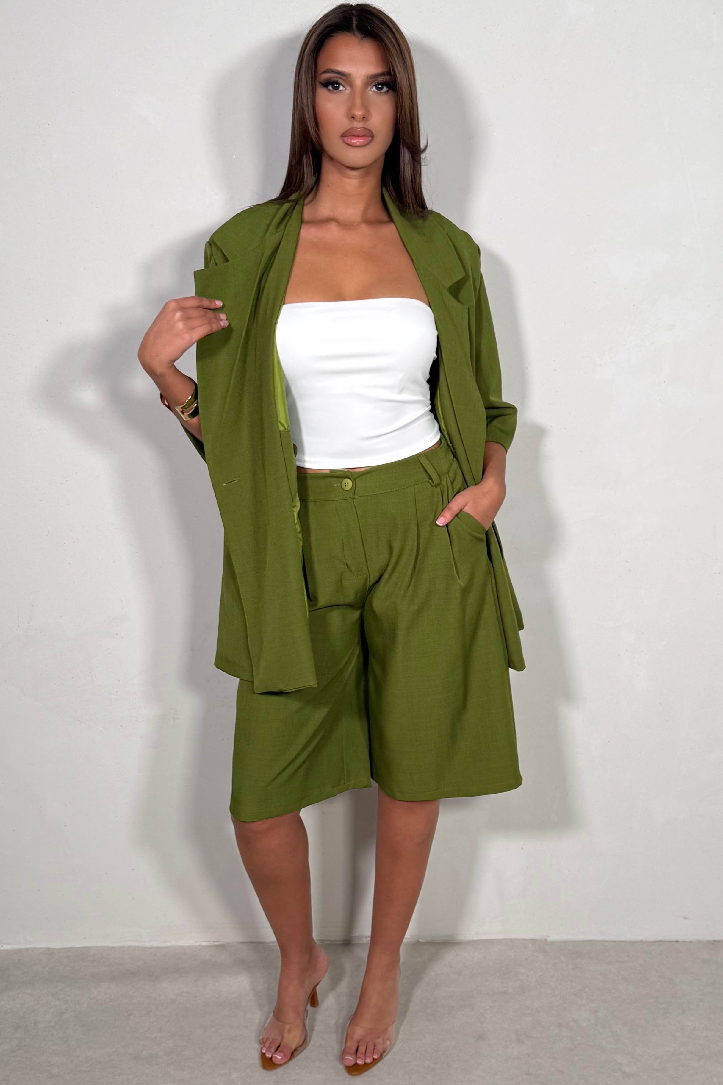 Ensemble Tailleur Bermuda & Blazer Croisé Manches Courtes