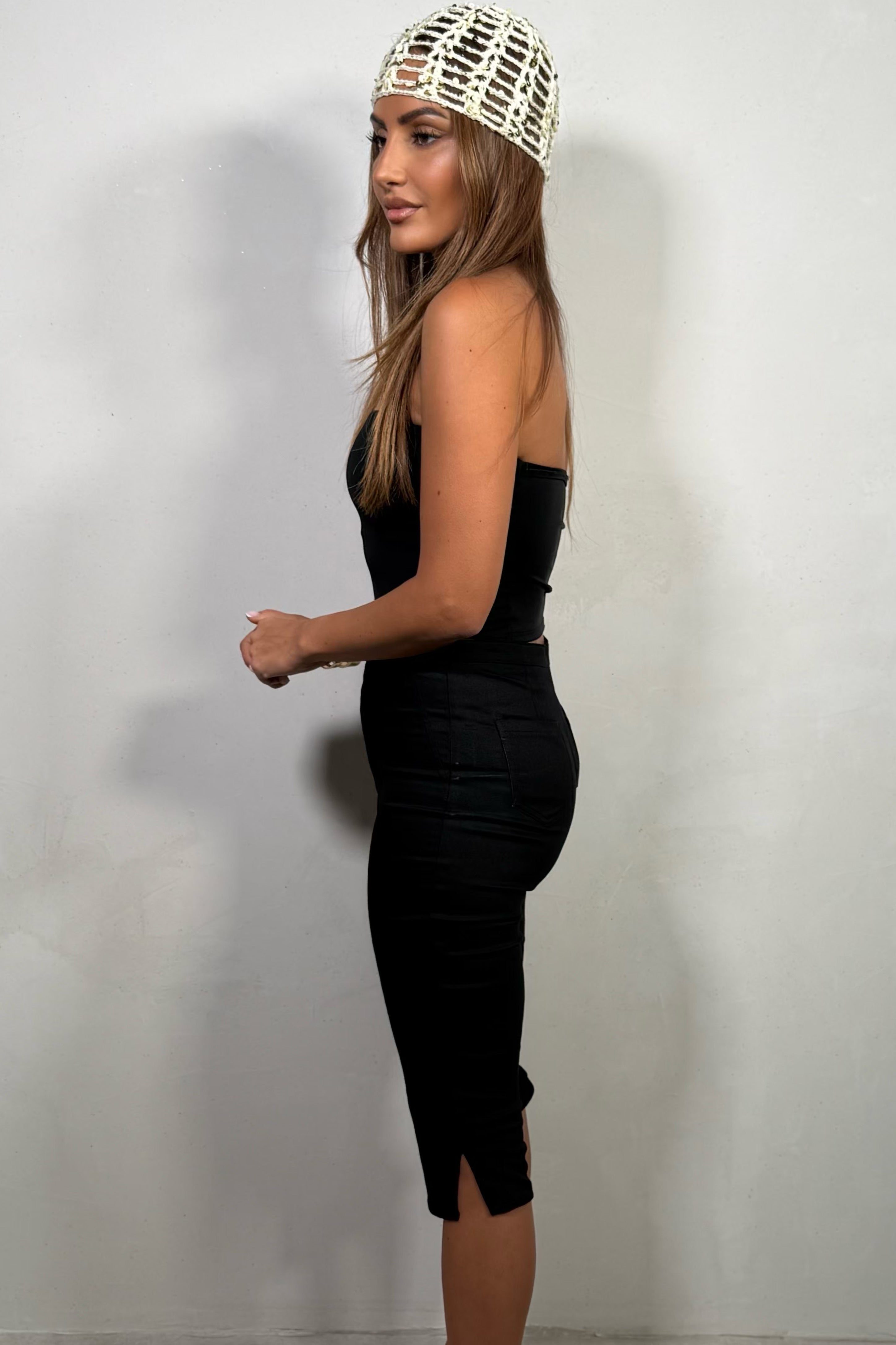 Pantalon Capri Ajusté Ceinture Intégrée – Chic & Confort Femme