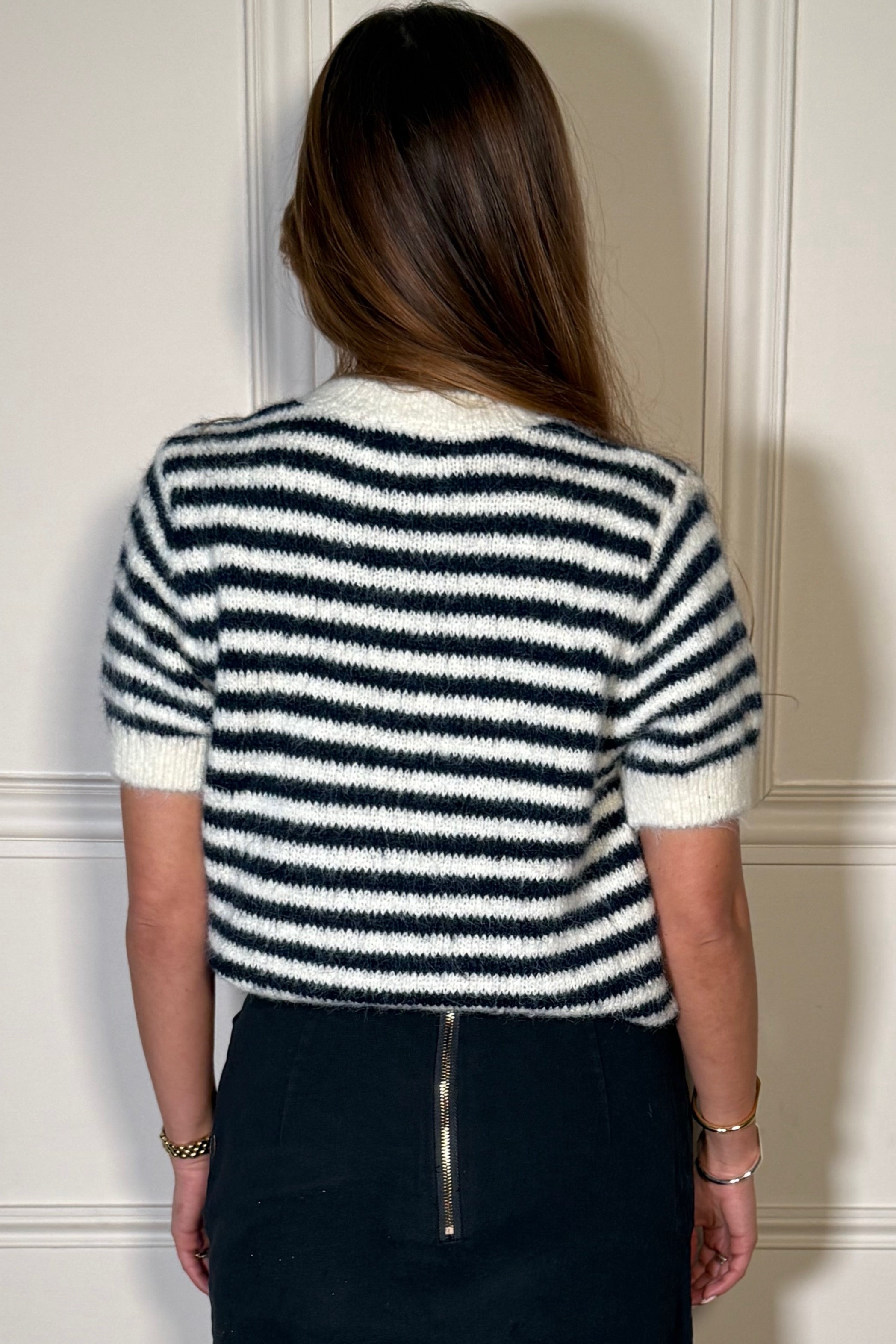 Pull Femme Manches Courtes Rayé Bleu Marine - Style Marin Chic