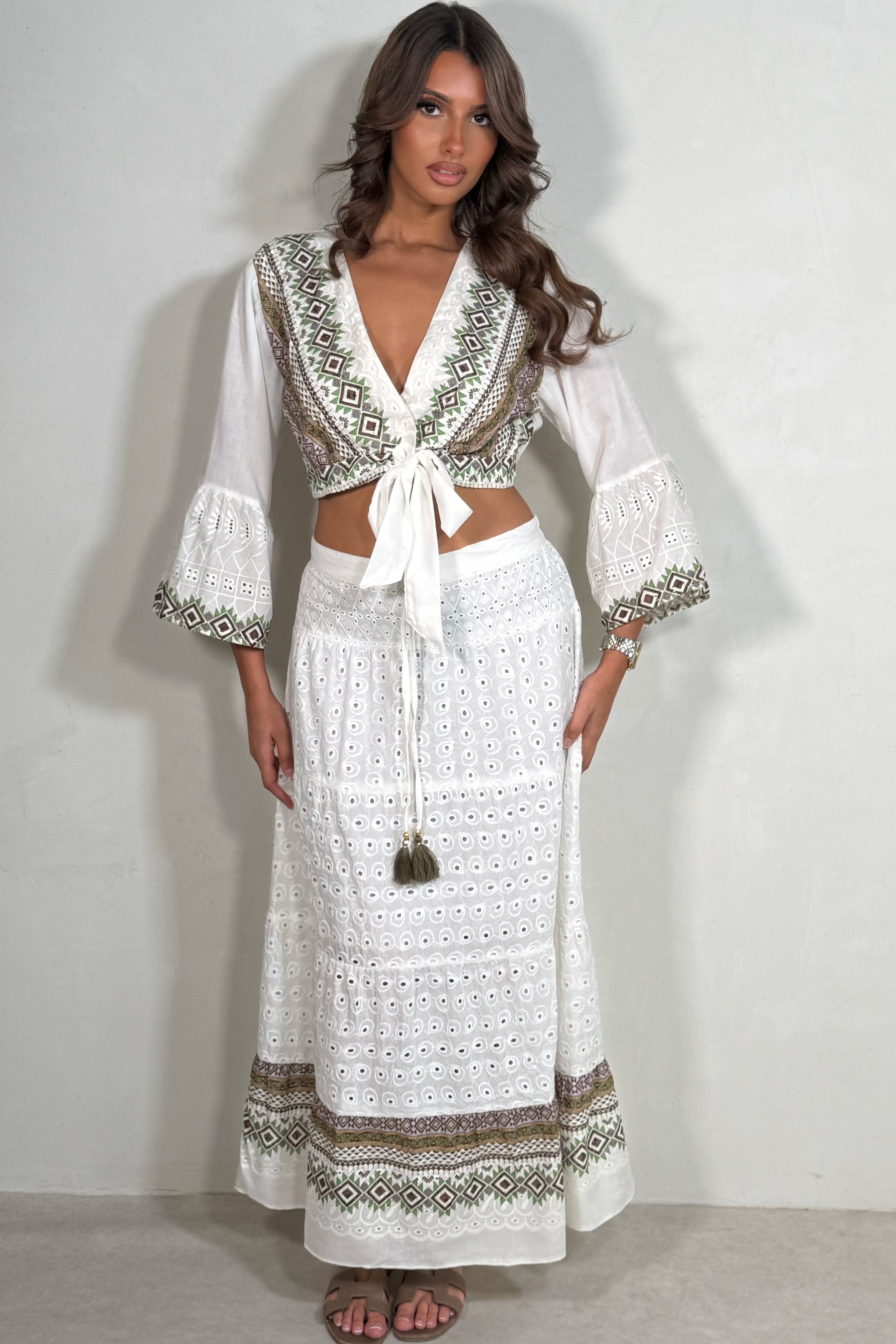 Ensemble Bohème Broderie Anglaise - Top Noué & Jupe Longue Coton 100%