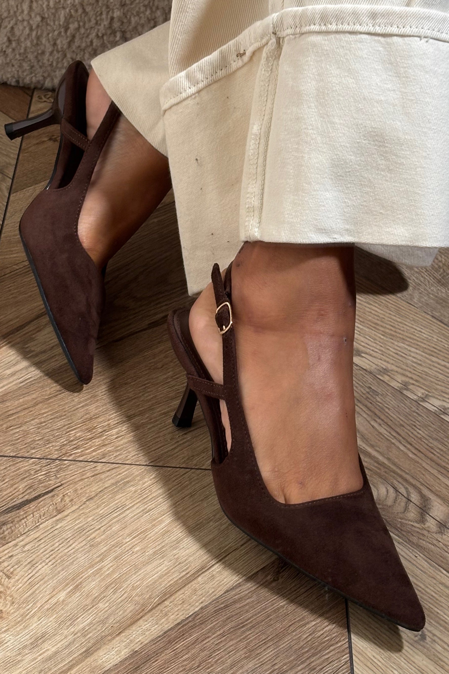 Escarpins femme suédine bout pointu élégants - vue principale BLOOSHOP