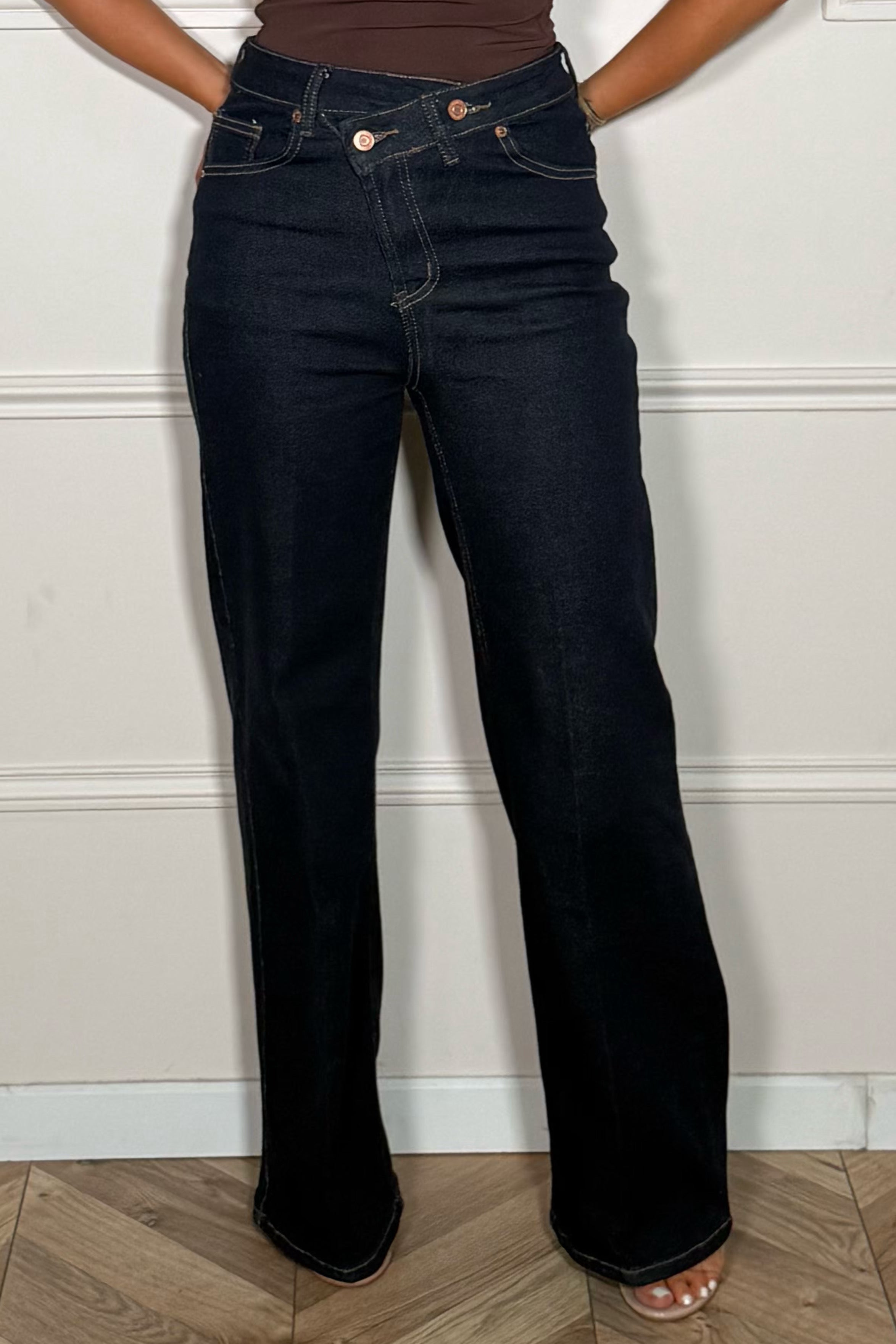 Jeans brut ceinture décalée femme BLOOSHOP - Vue ceinture décalée design original