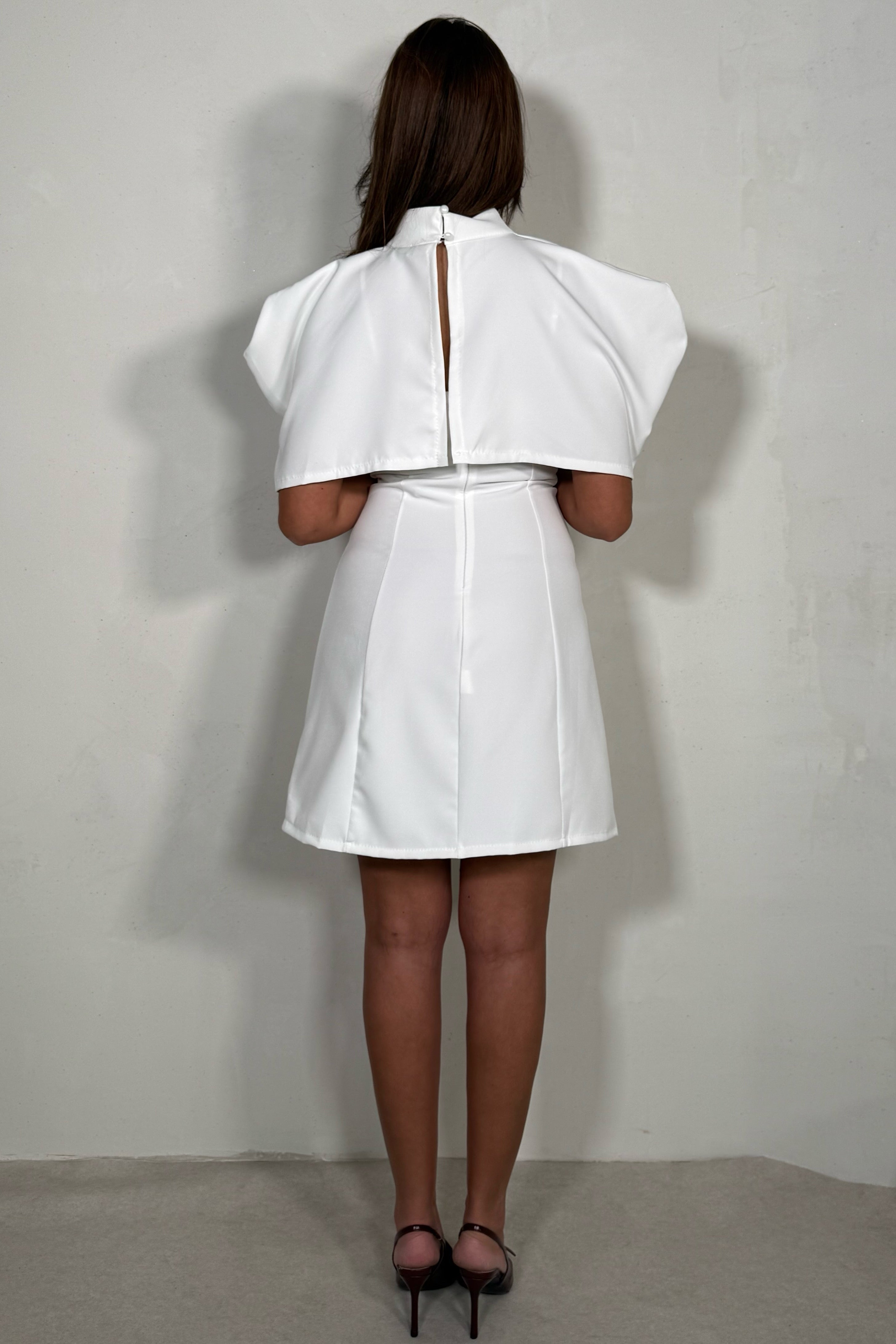 Robe à bretelles avec cape femme