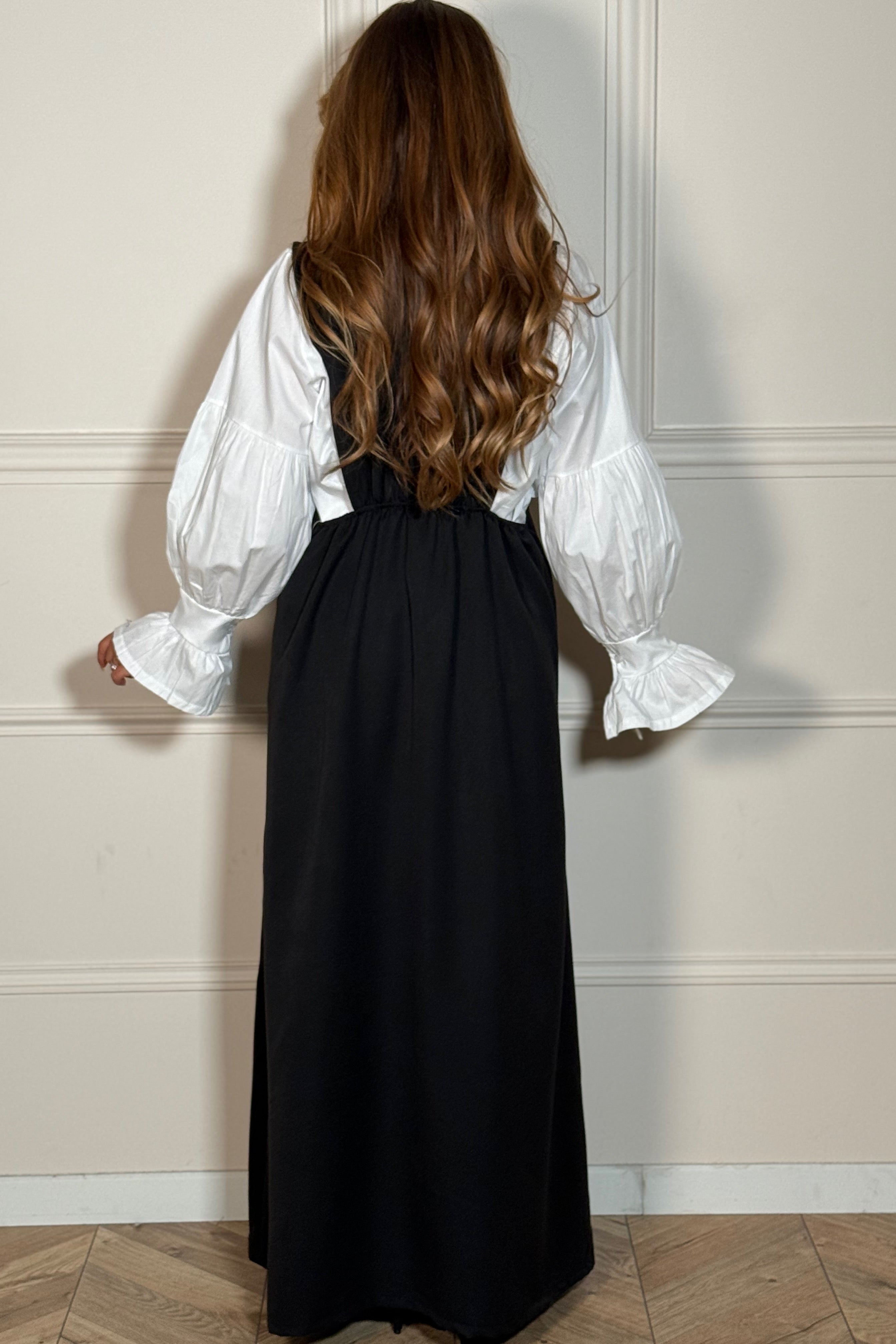 Détail de l'ensemble chemise + robe femme - matières premium et finitions soignées BLOOSHOP