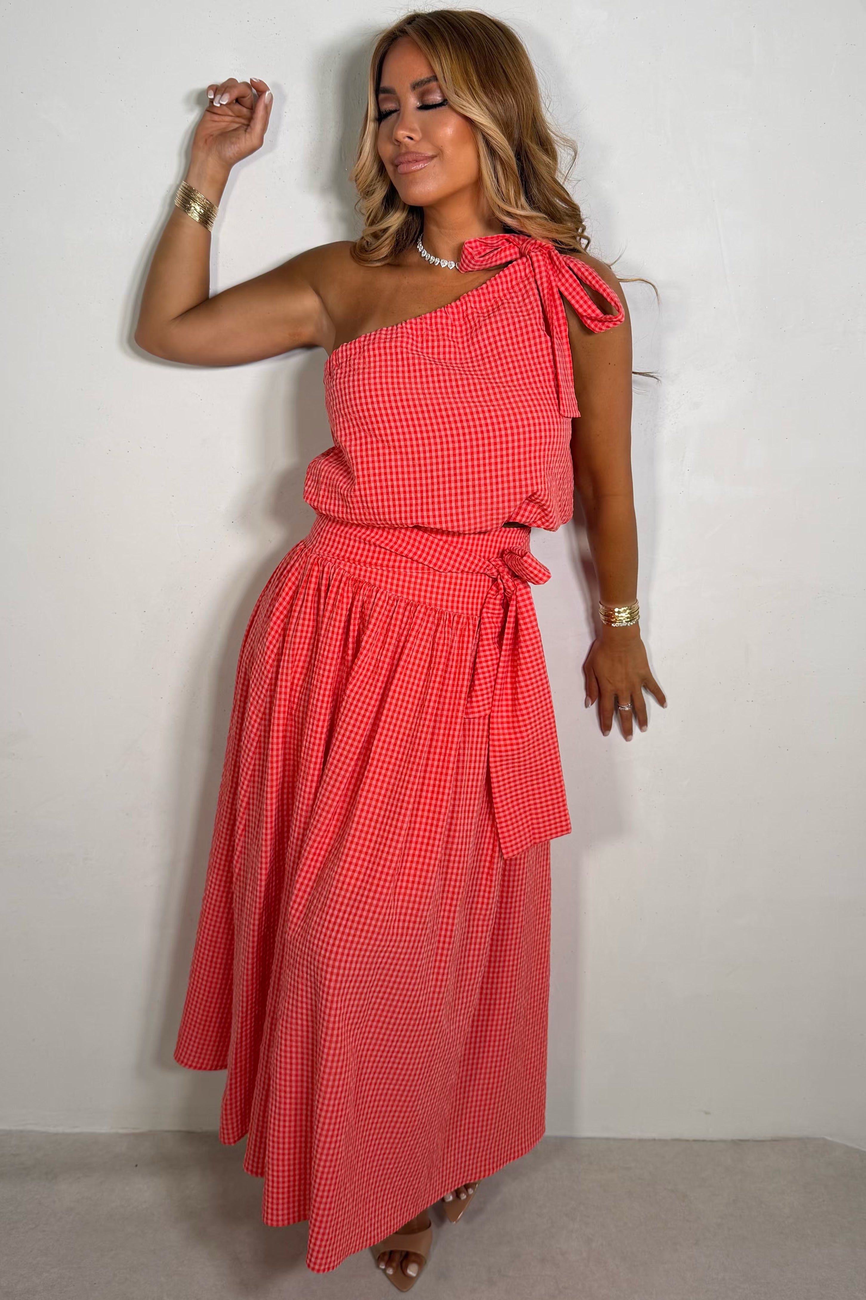 Ensemble jupe et top asymétrique rouge en coton