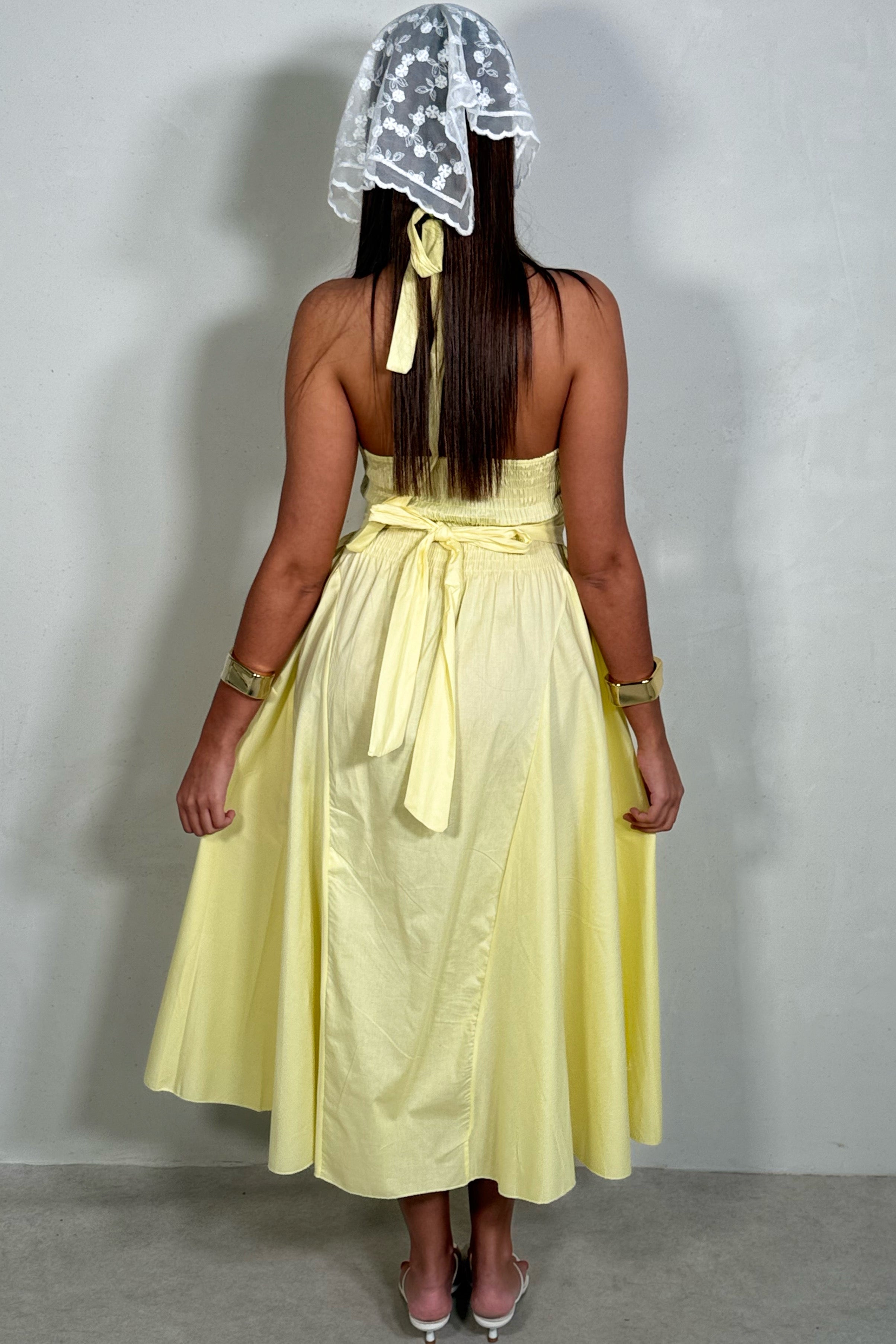 Robe Longue Dos Nu Col Halter — Coupe Fluide & Sensuelle