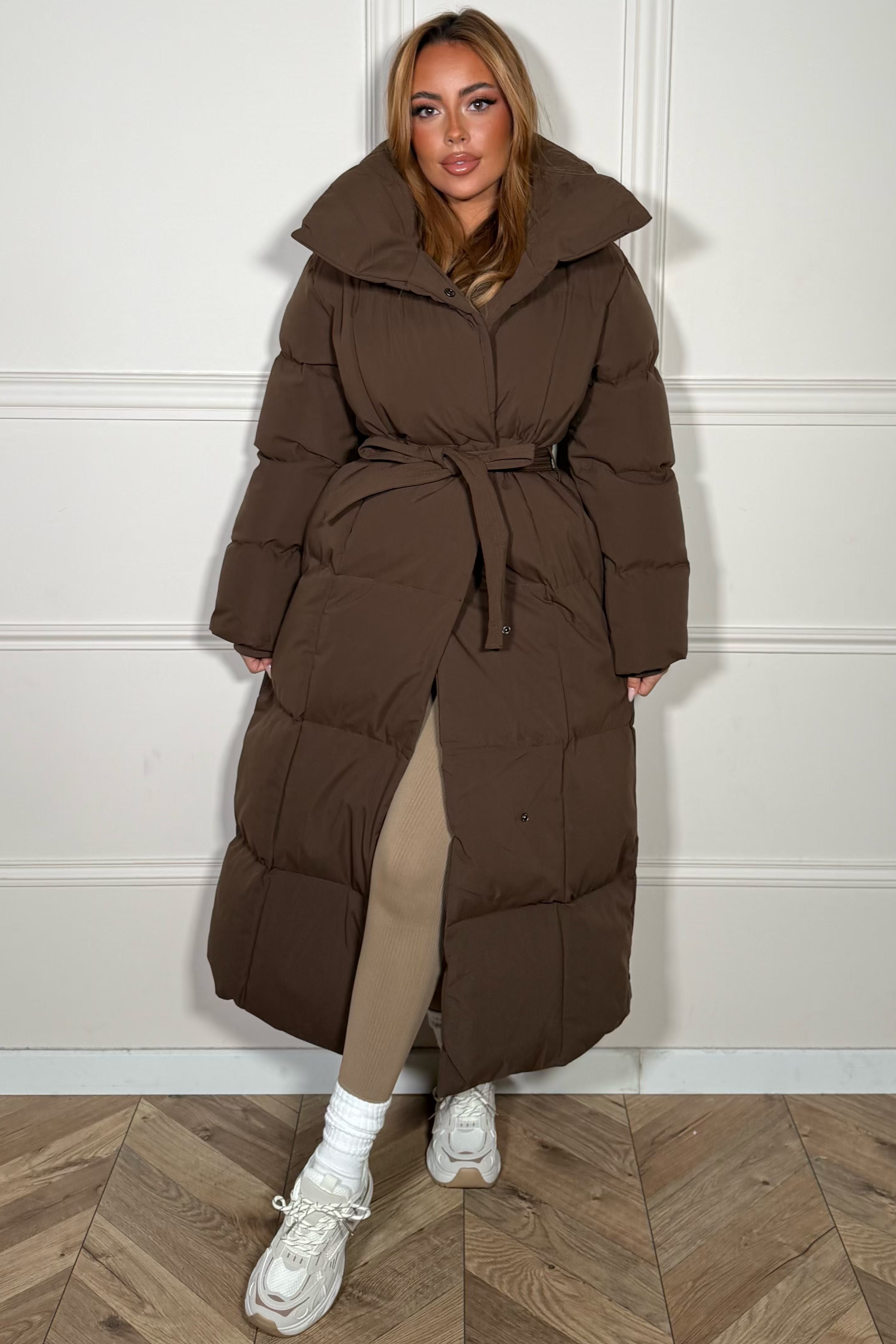 Doudoune longue matelassée femme - vue de face - style élégant BLOOSHOP