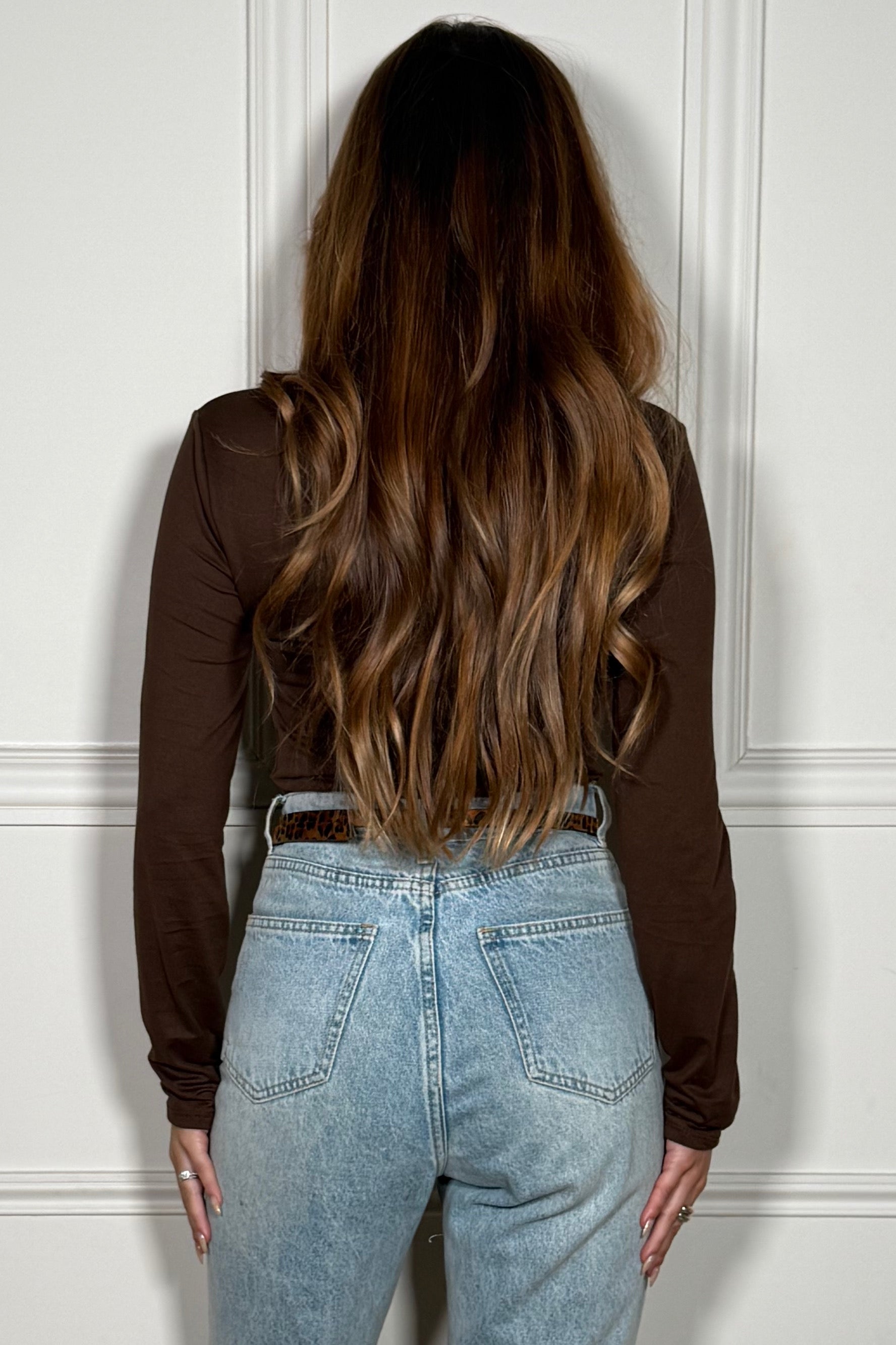 Body femme élégant - vue dos de la silhouette affinée