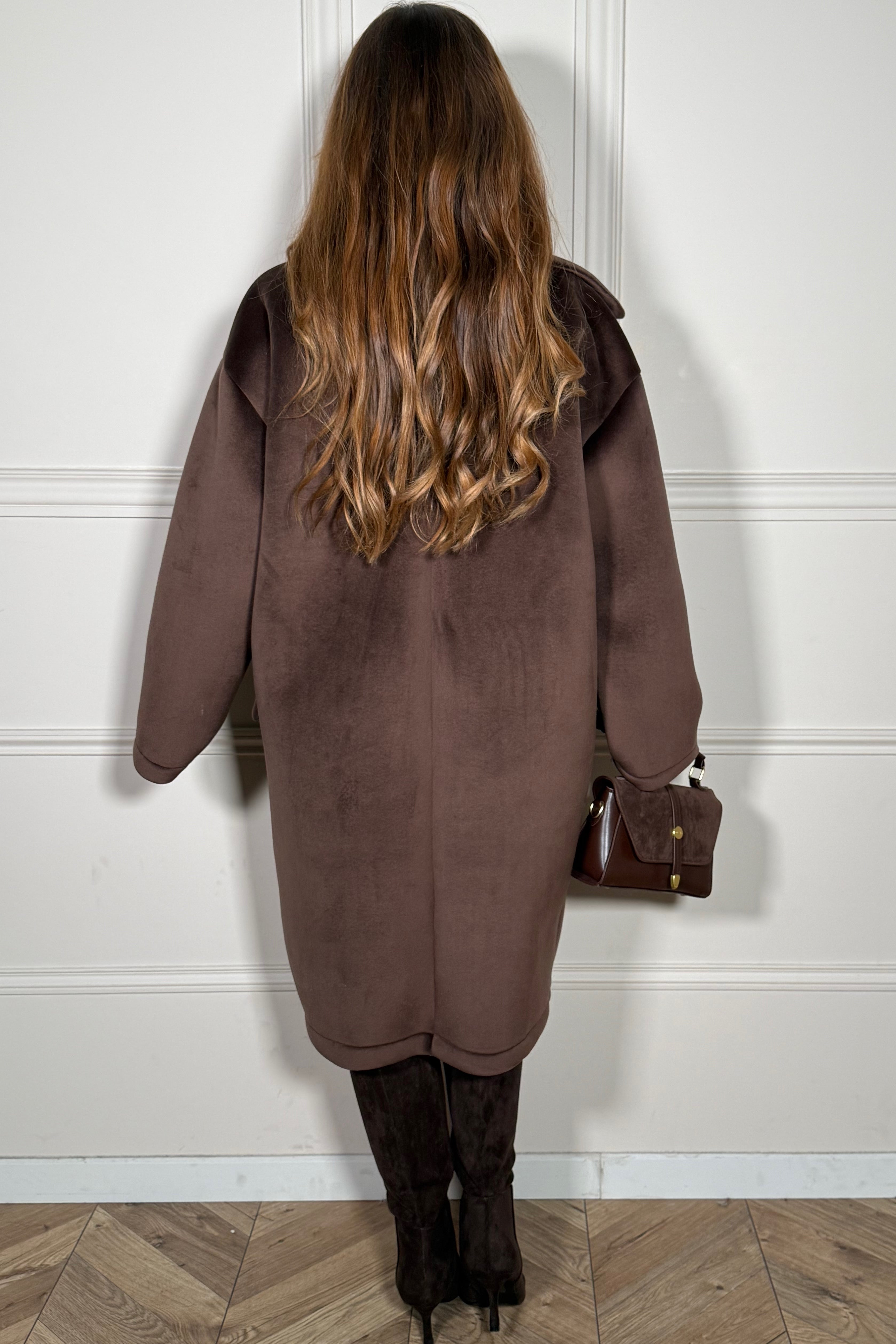 Manteau effet velours femme - texture luxueuse et soyeuse