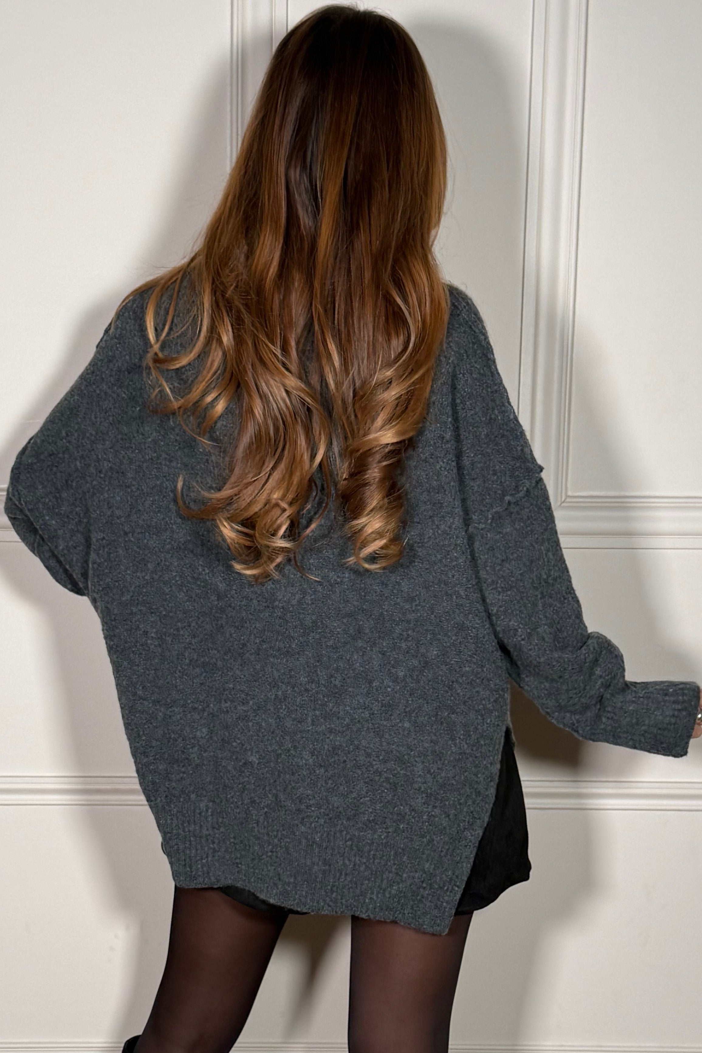 Pull Col Montant Asymétrique - Design Moderne et Original