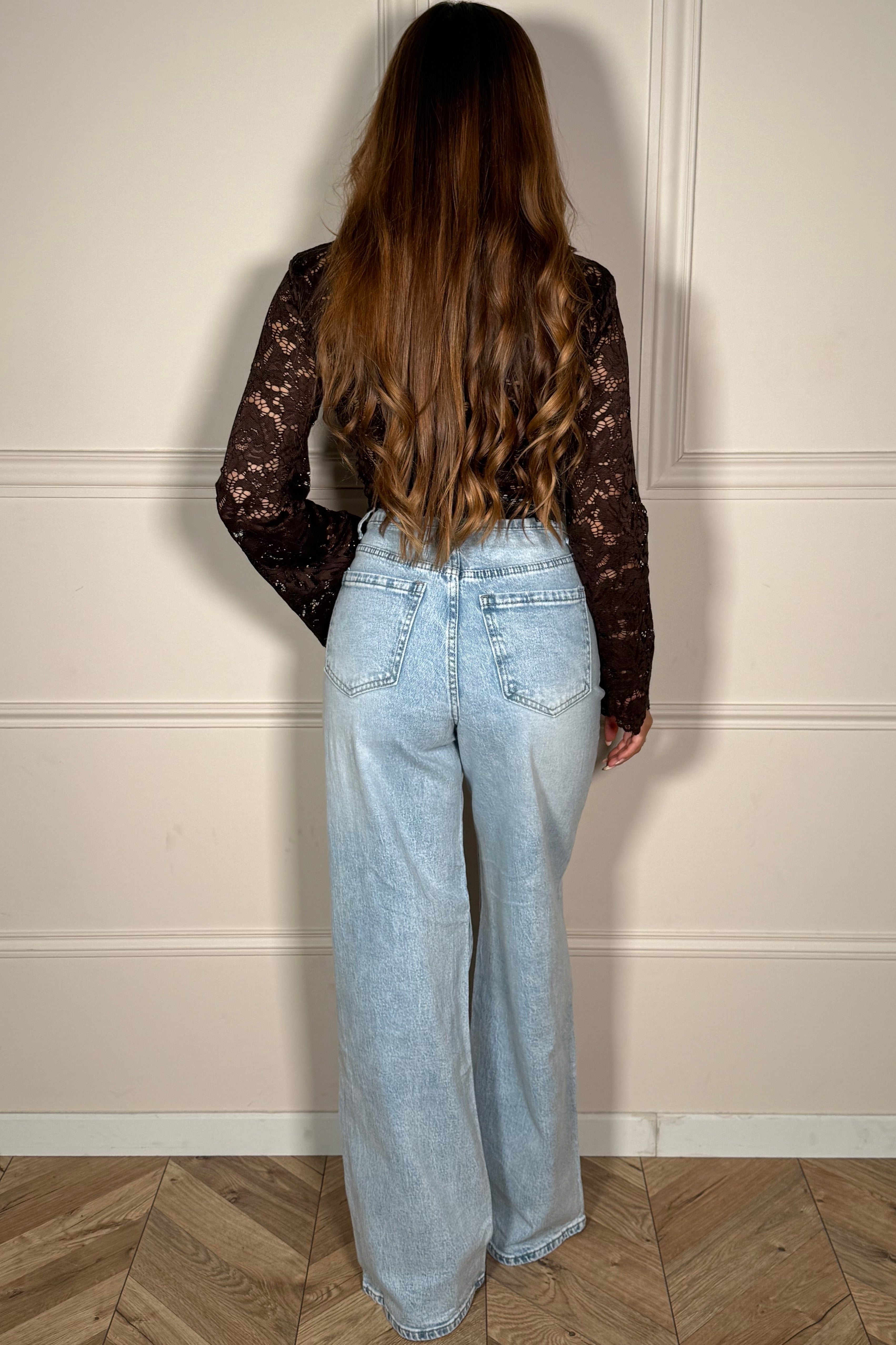 Jean Délavé Wide Leg Femme - Denim Vintage Moderne