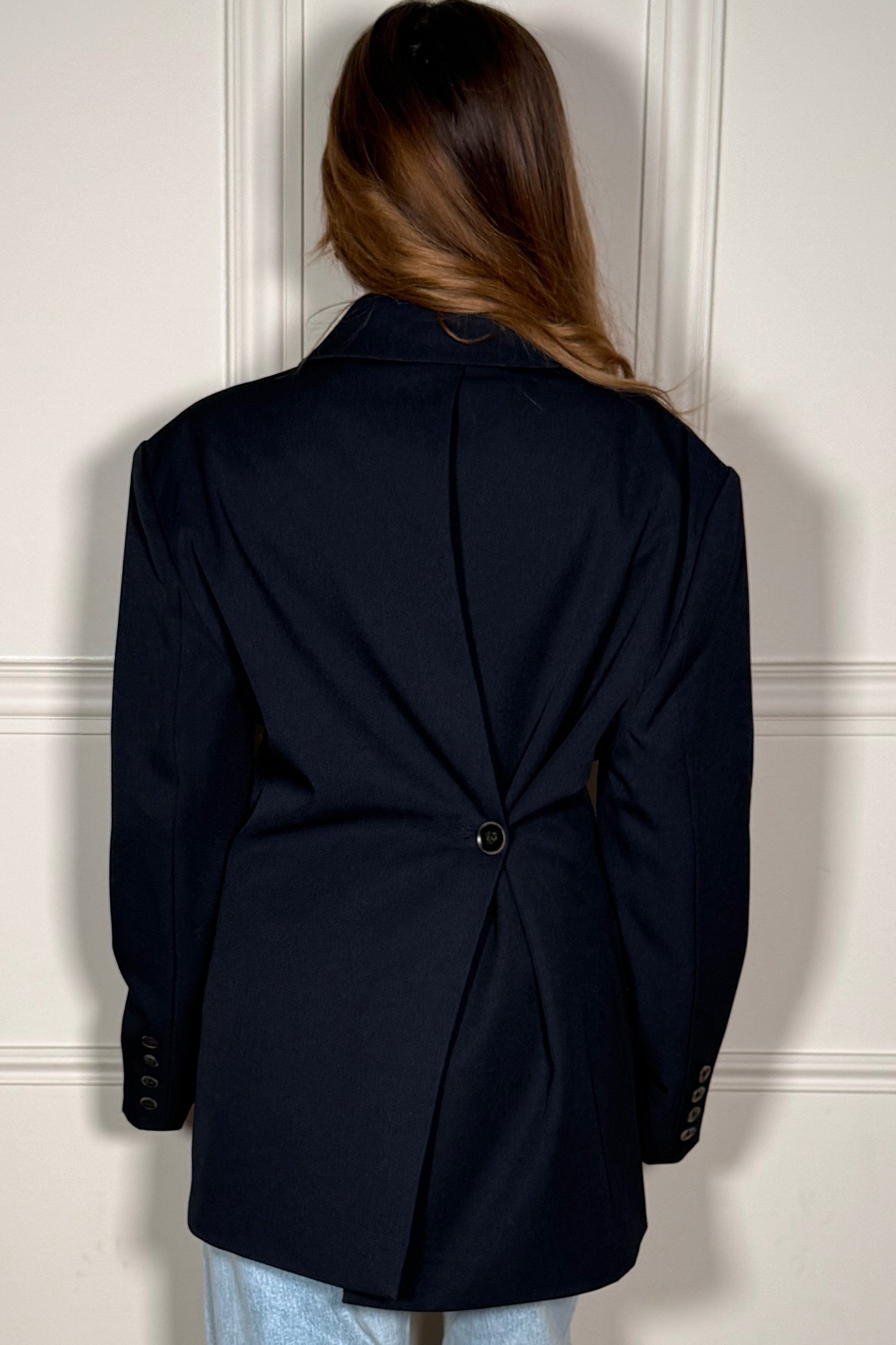Blazer Dos Ouvert Femme - Élégance Audacieuse & Moderne
