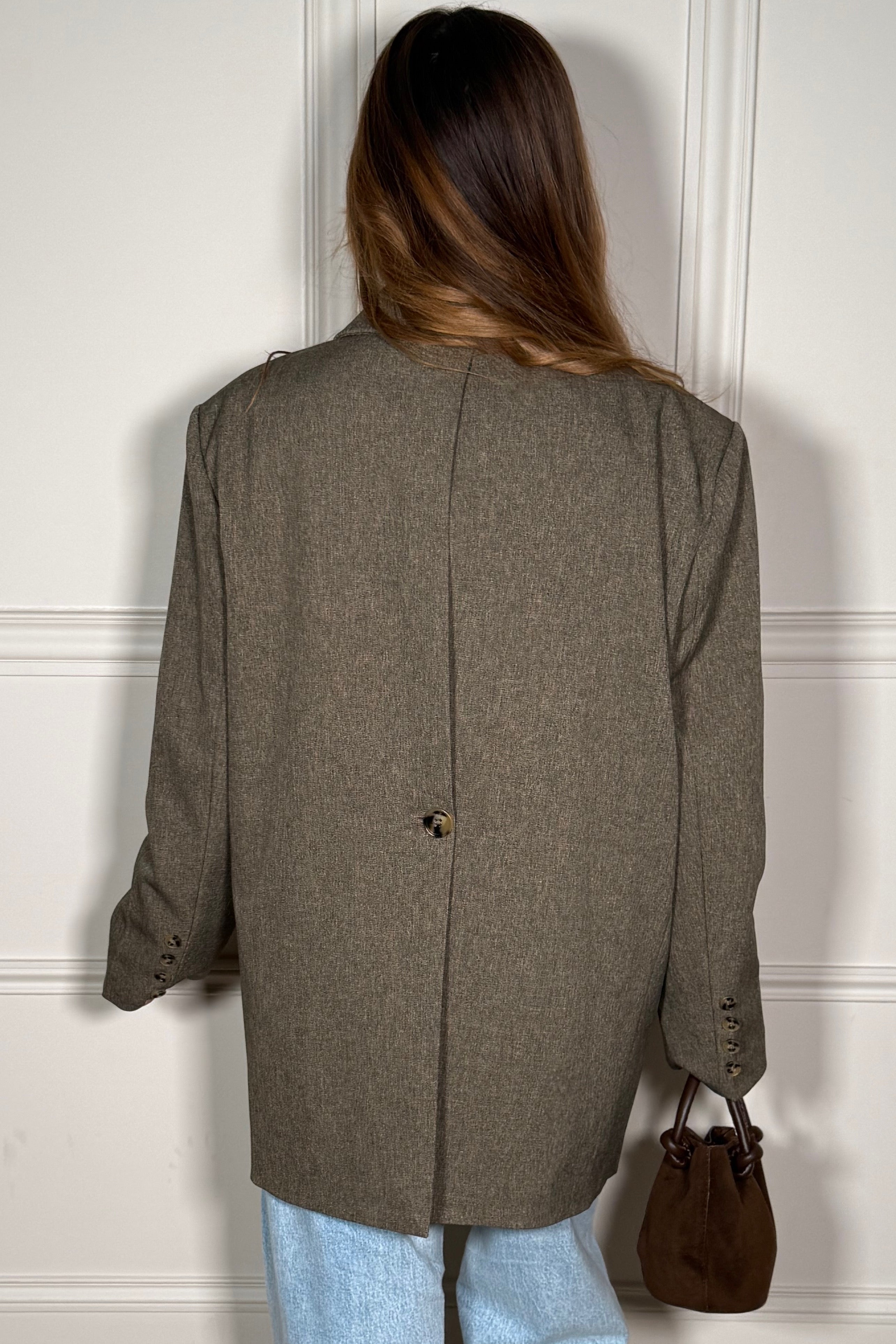 Blazer Dos Ouvert Femme - Élégance Audacieuse & Moderne