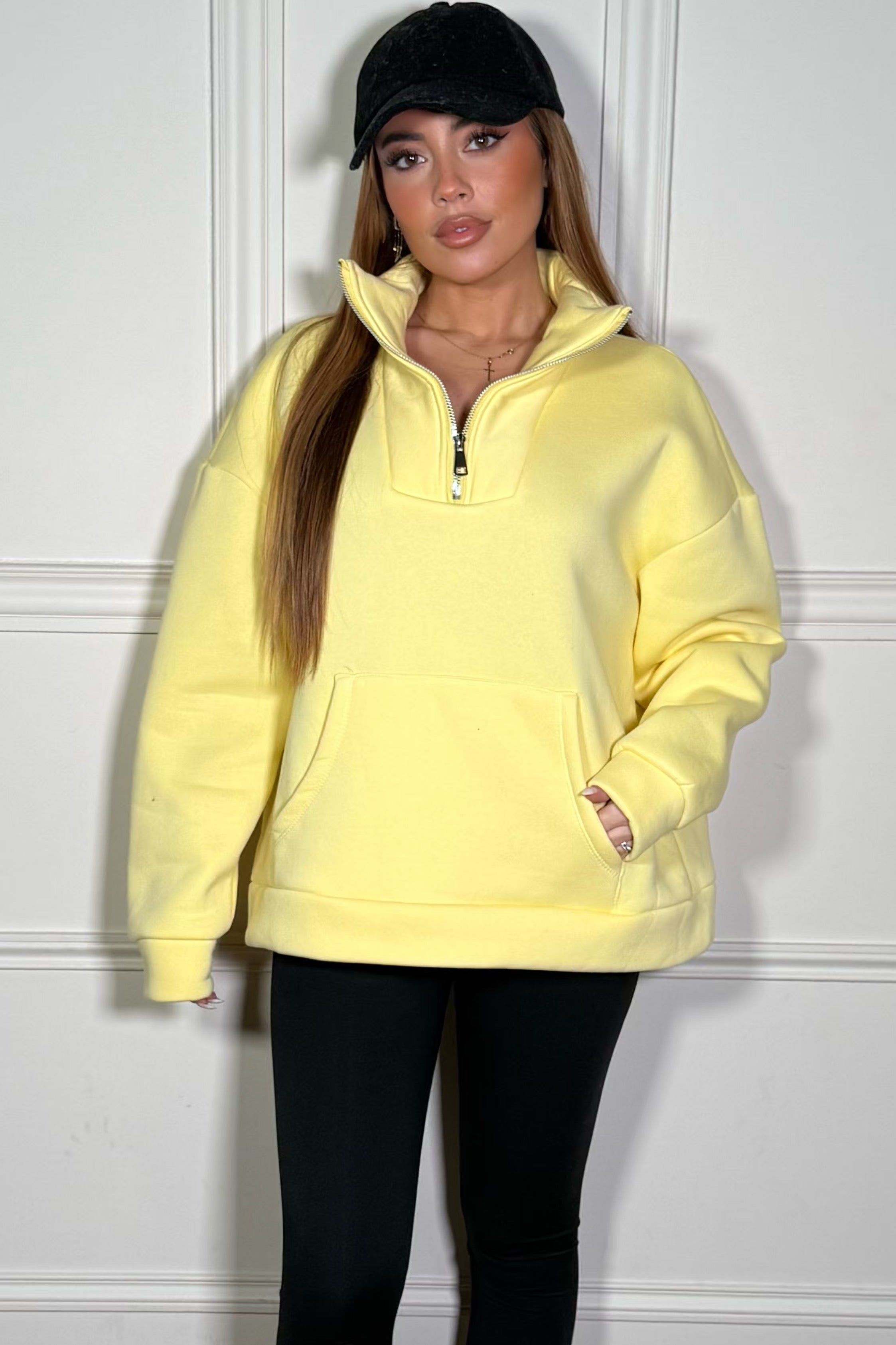 Pull molleton femme jaune avec col zippé, vue de face