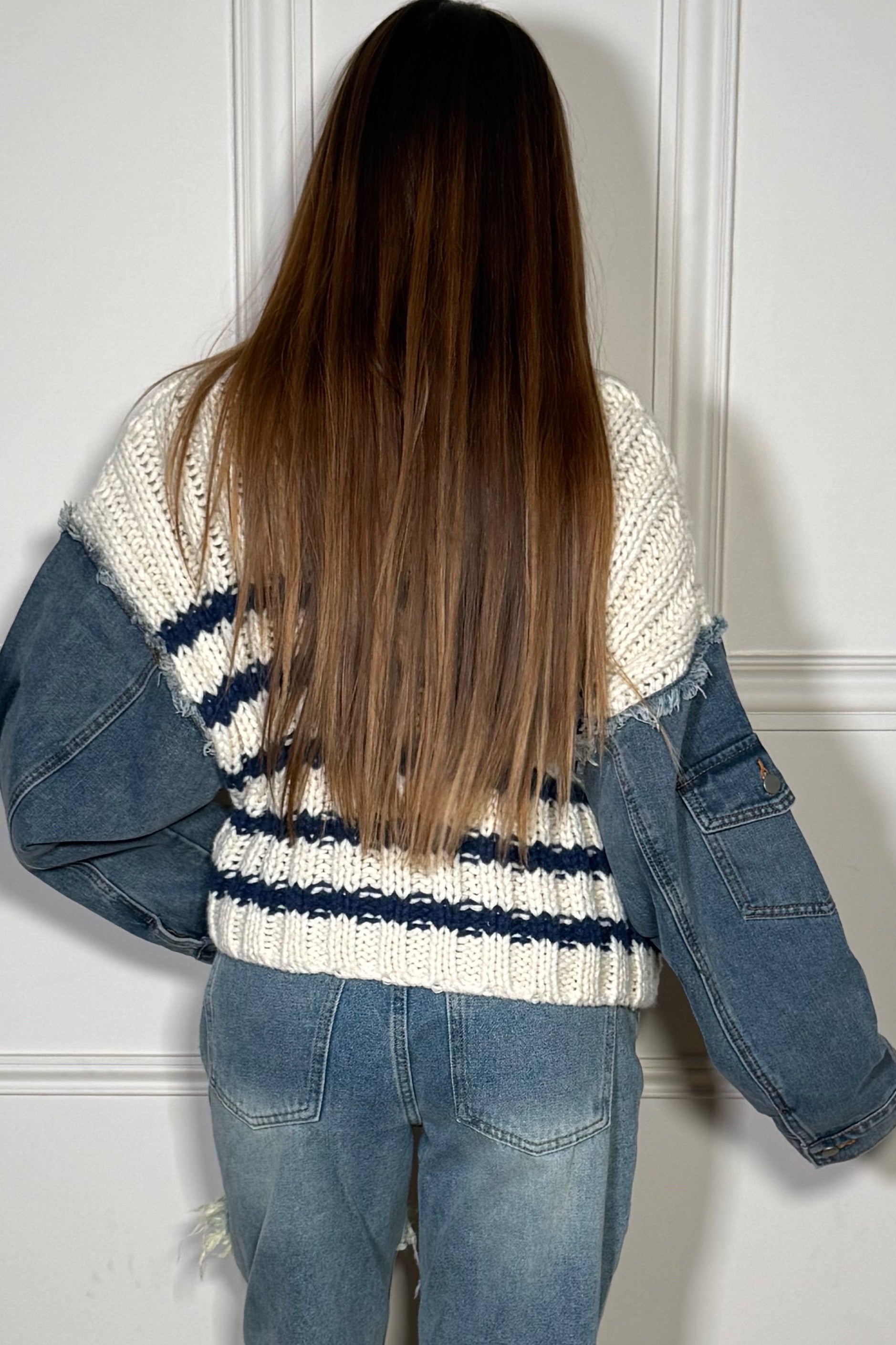 Pull Rayé Bimatière Femme - Élégance et Confort Moderne