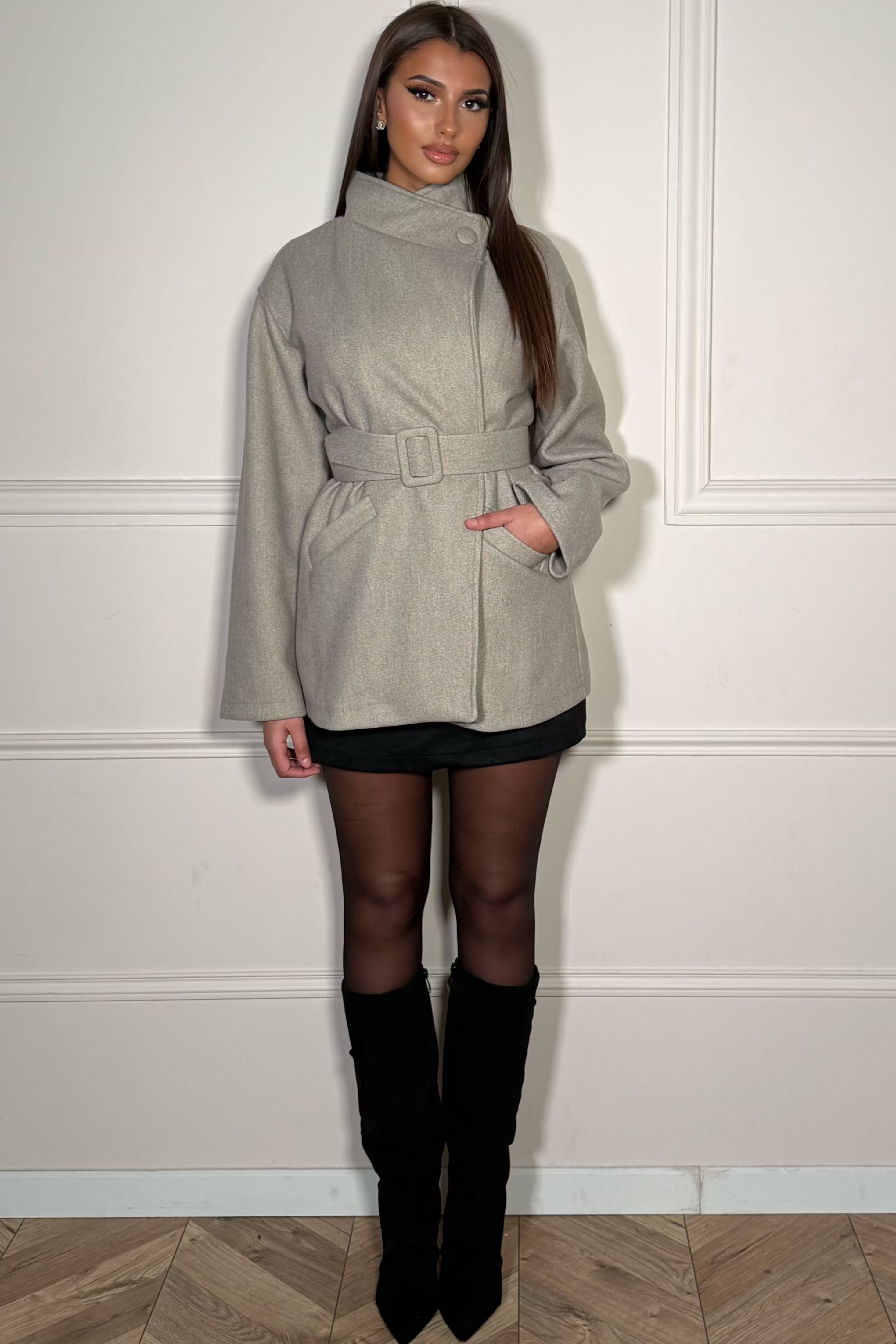 Veste Col Montant avec Ceinture Tailleur - Élégance Femme