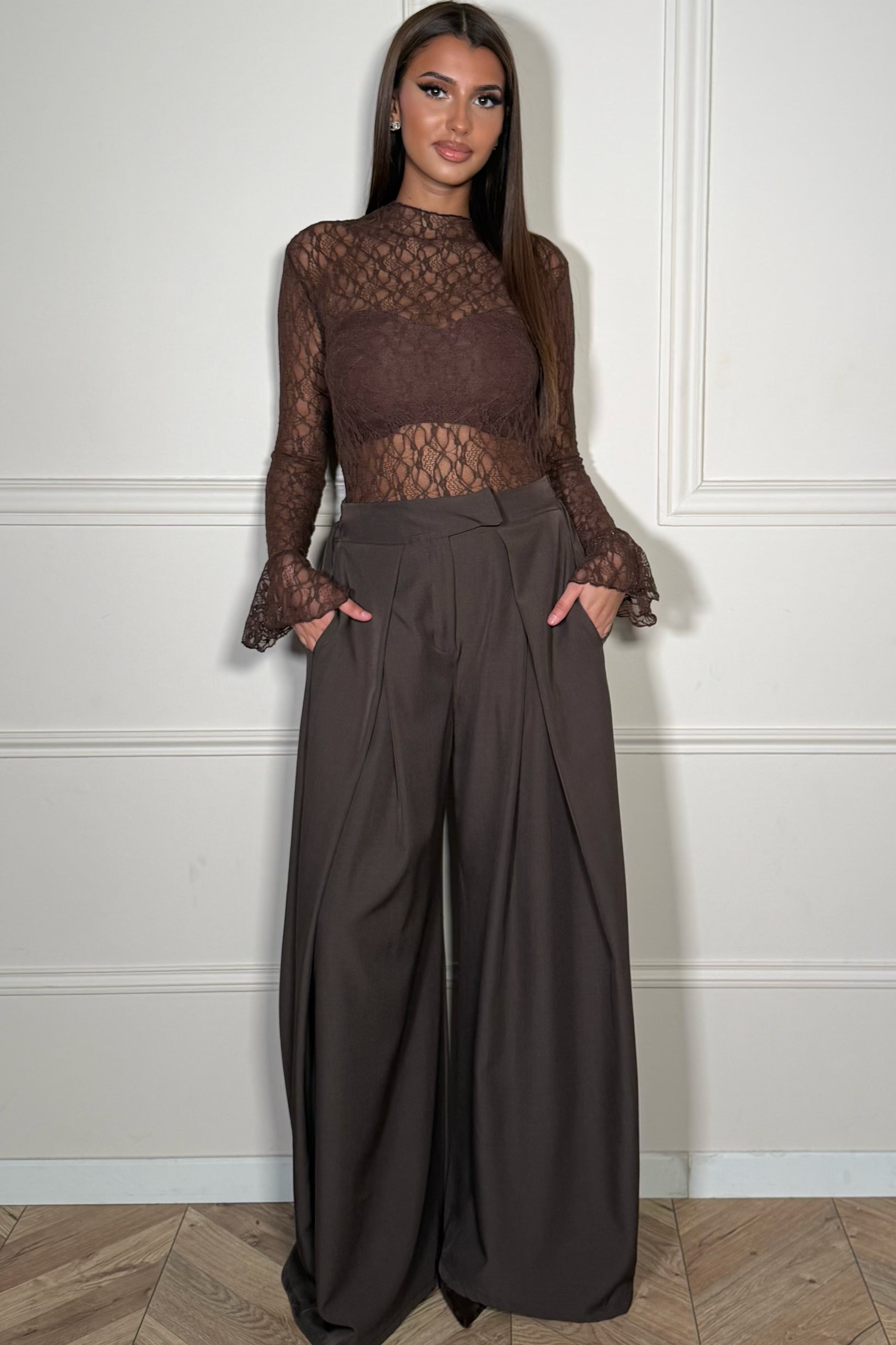 Pantalon ample à pinces taille haute femme marron