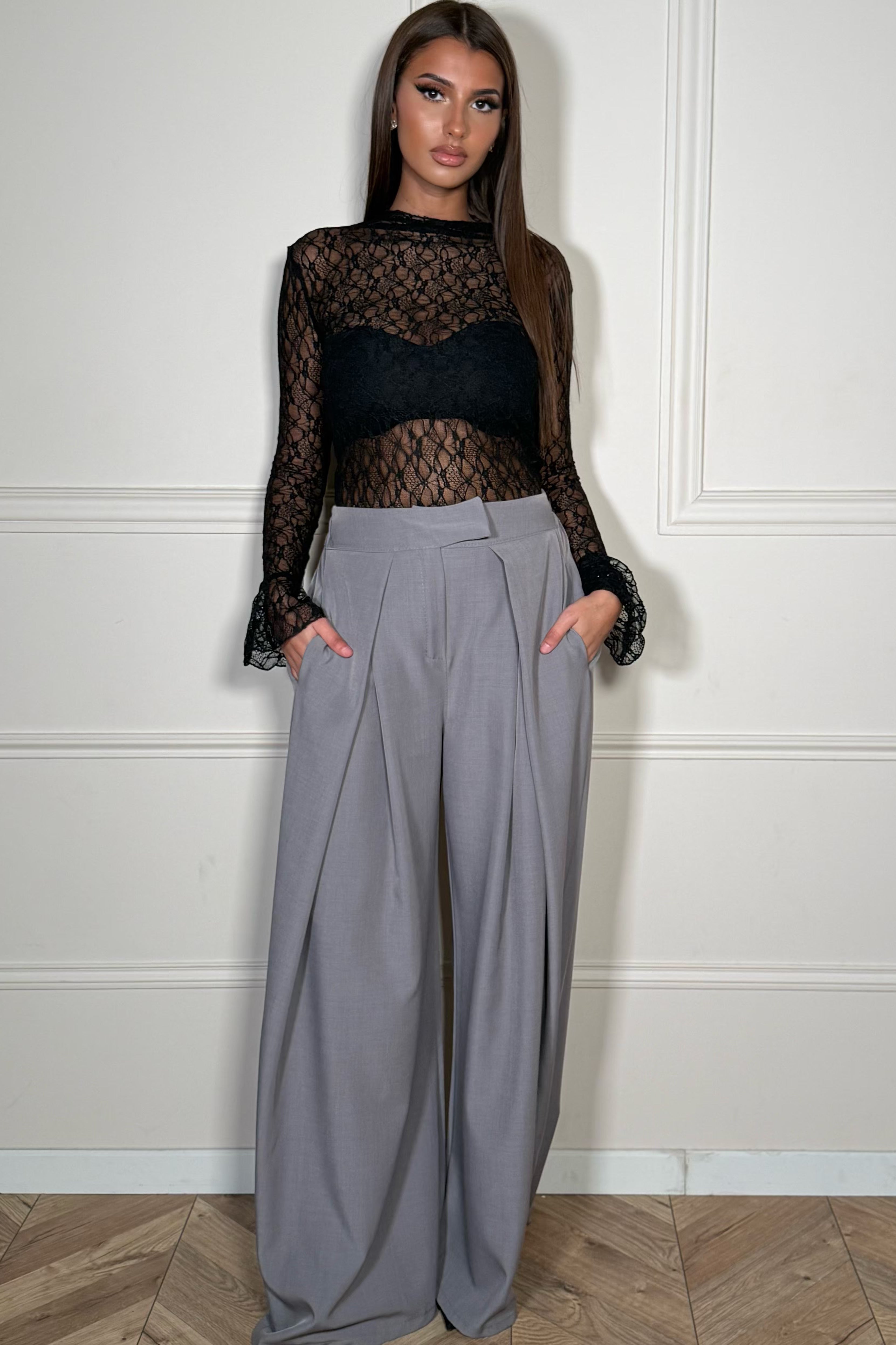 Pantalon ample à pinces taille haute femme noir