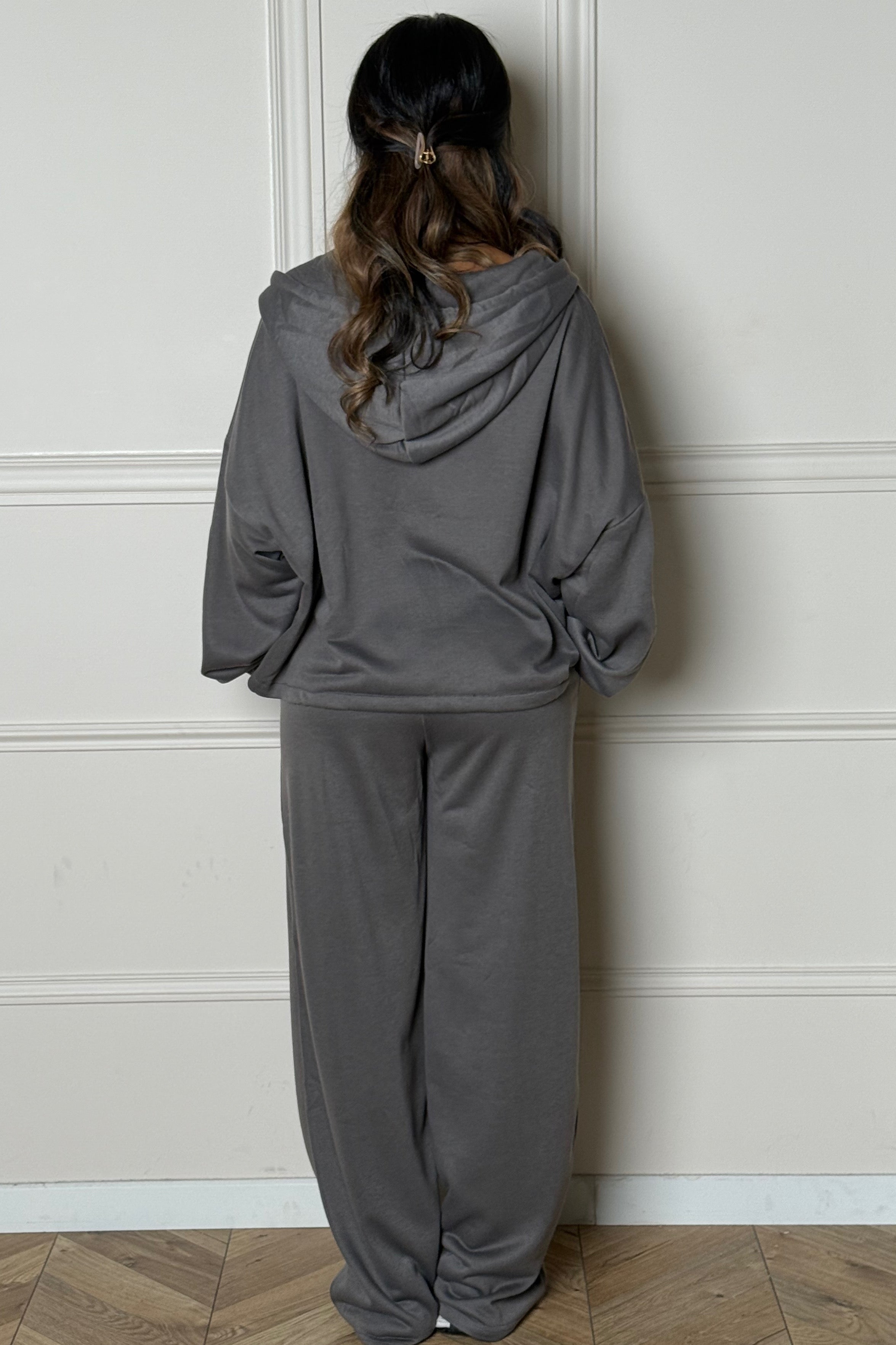 Dos de l'ensemble gilet jogging femme BLOOSHOP