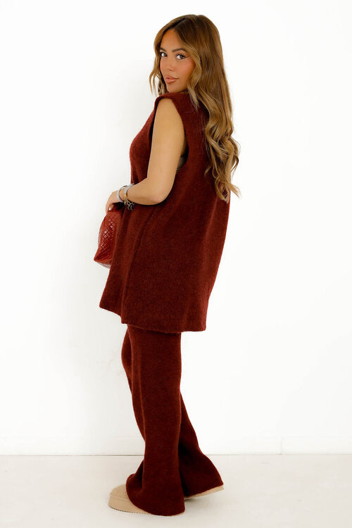 Ensemble Tailleur Femme Gilet Sans Manches et Pantalon - Look Professionnel Chic