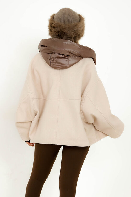 Manteau Manches Oversizes + Capuche Intégrée