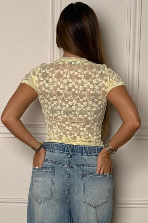 Détail broderie florale body femme raffiné - Blooshop