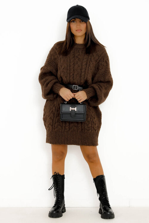 Robe Pull Col Rond Torsadé