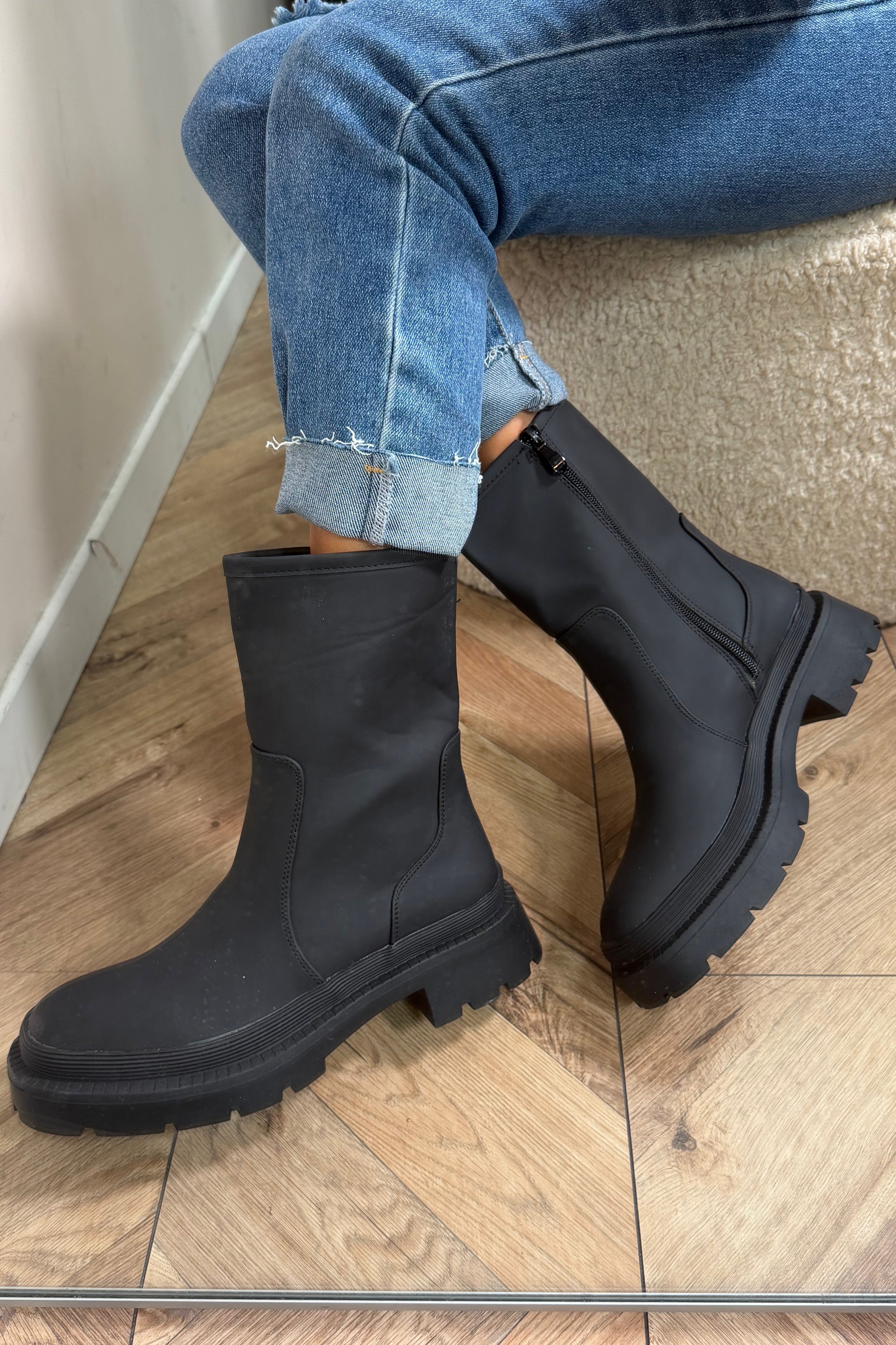 Bottines Aspect Gomme Femme