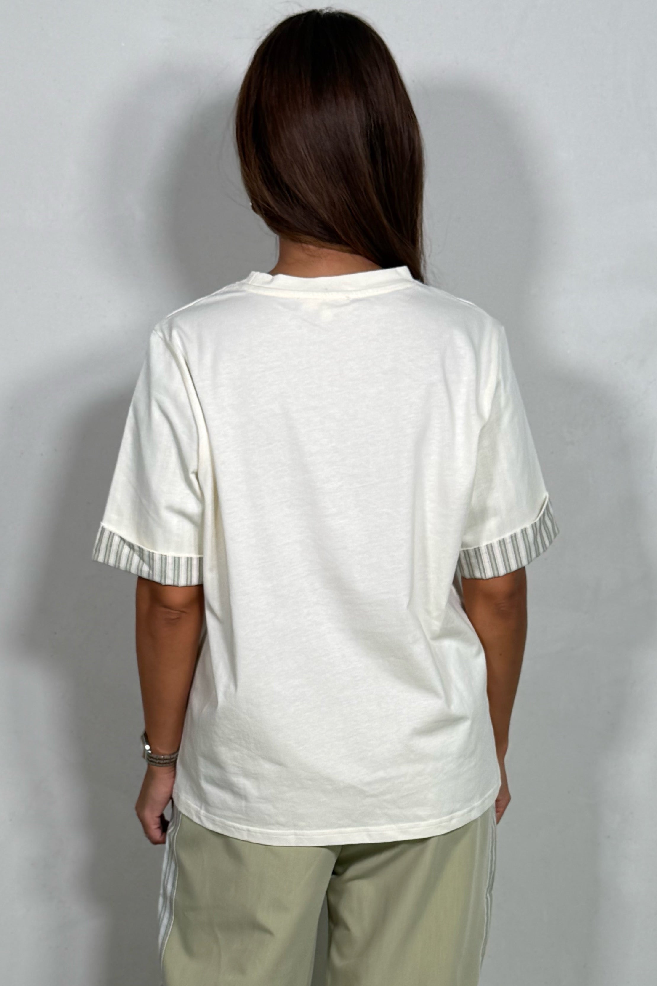T-Shirt Femme Loose Blanc Cassé avec Revers Rayé