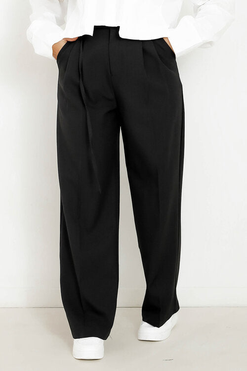 Pantalon à Pince + Lanières