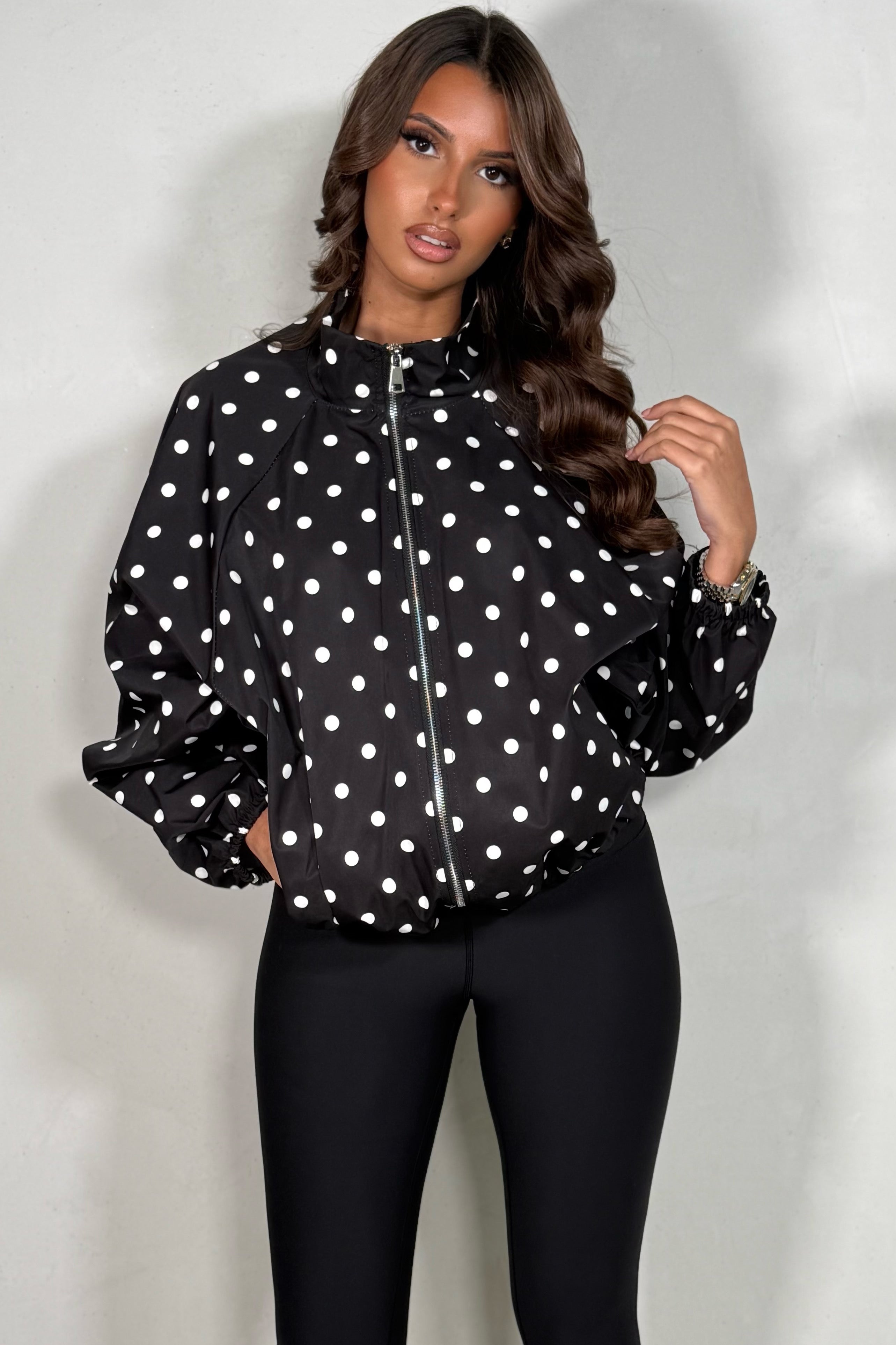 Veste Oversize à Pois Femme – Coupe Chauve-Souris