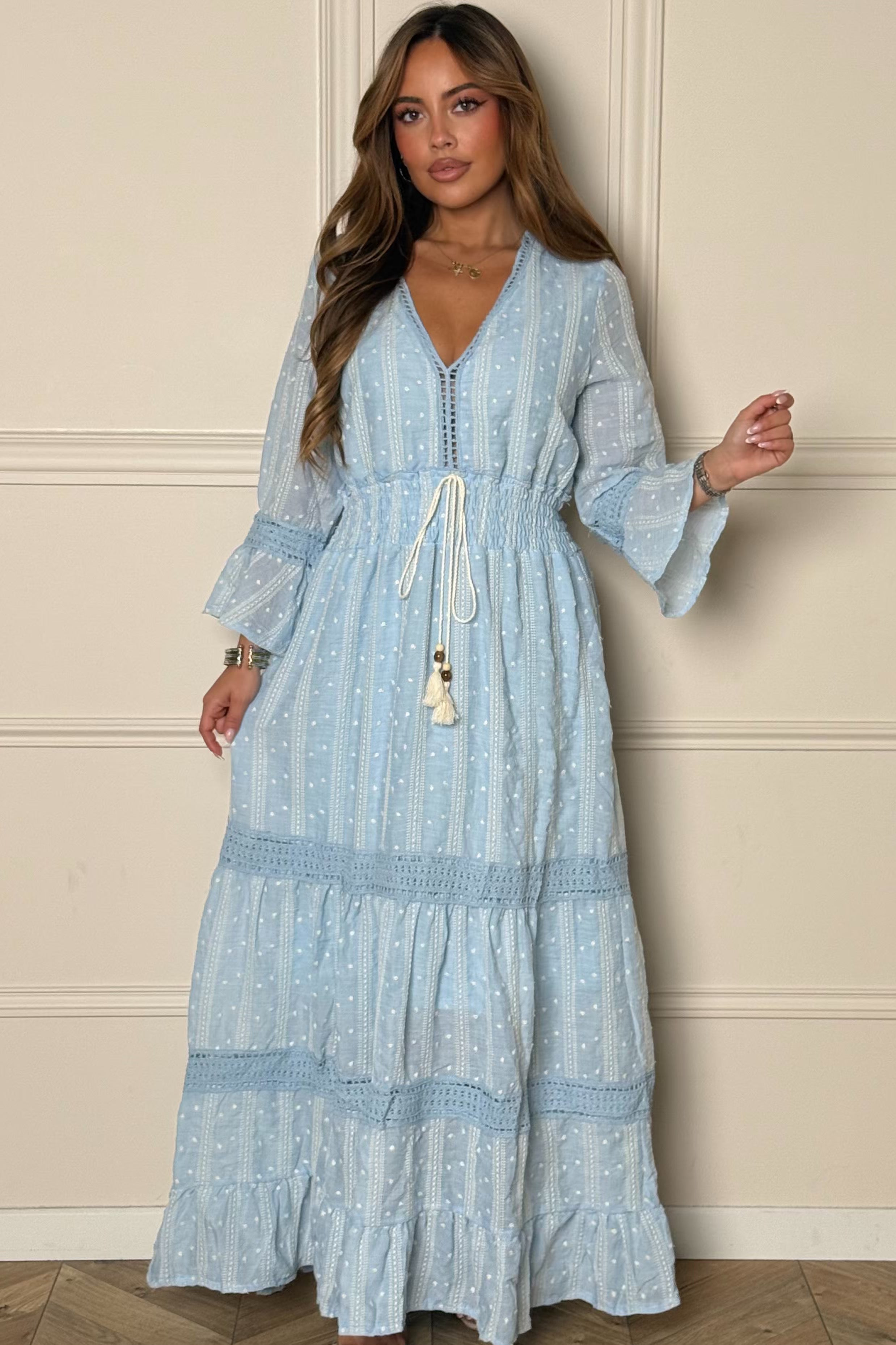 Robe bohème cordon ajustable BLOOSHOP - Style libre personnalisable, élégance naturelle femme
