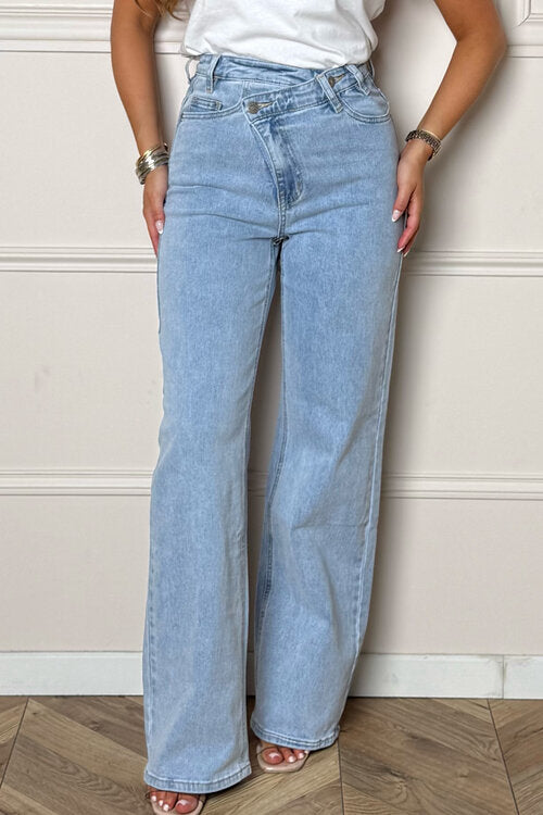 Jeans Coupe Droite Ceinture Asymétrique