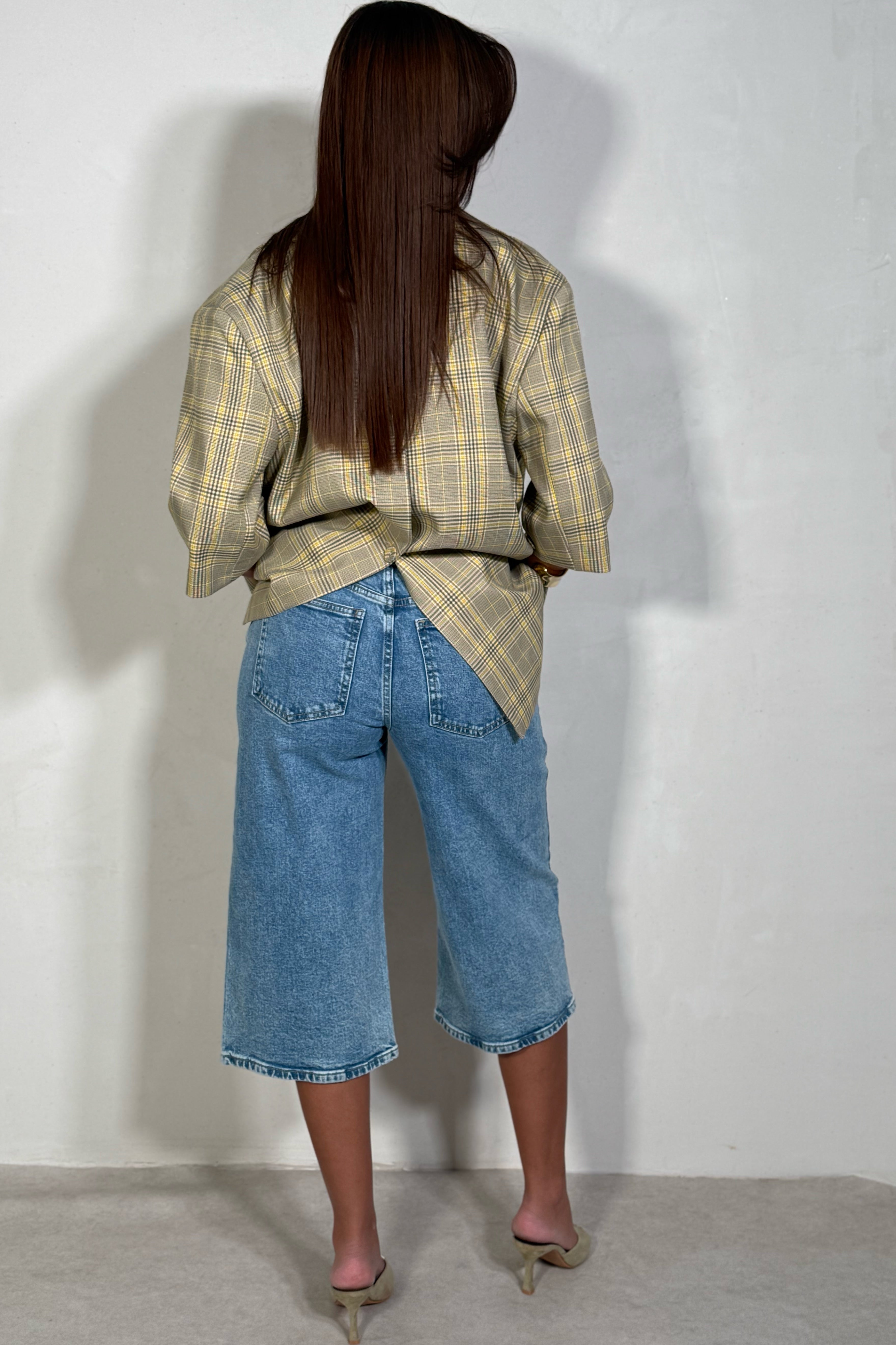 Bermuda Long en Jean — Denim Authentique & Coupe Moderne