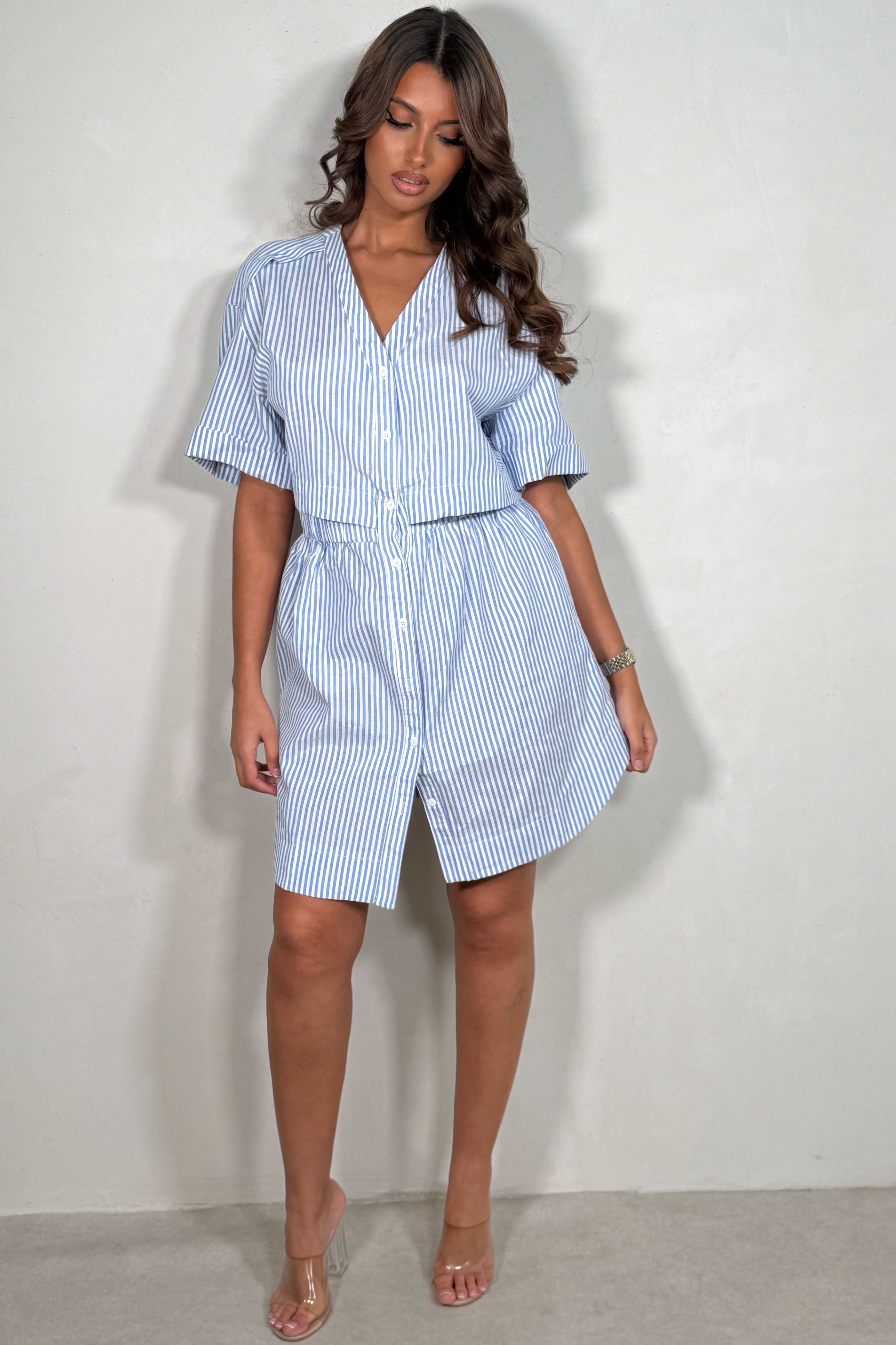 Robe Courte Rayures Style Chemise Évasée
