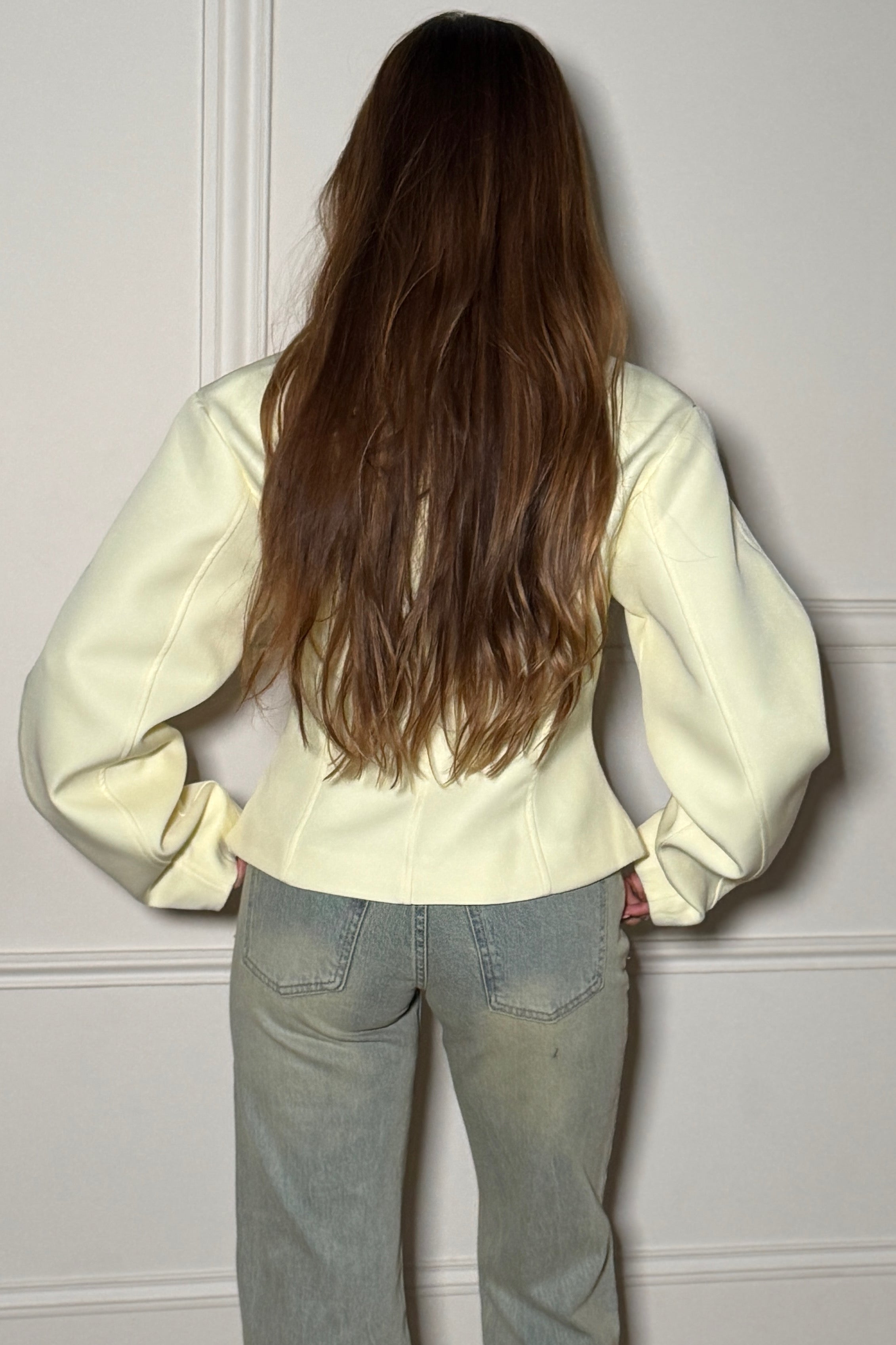 Veste Femme Boutonnée Manches Barrel - Style Moderne Structuré