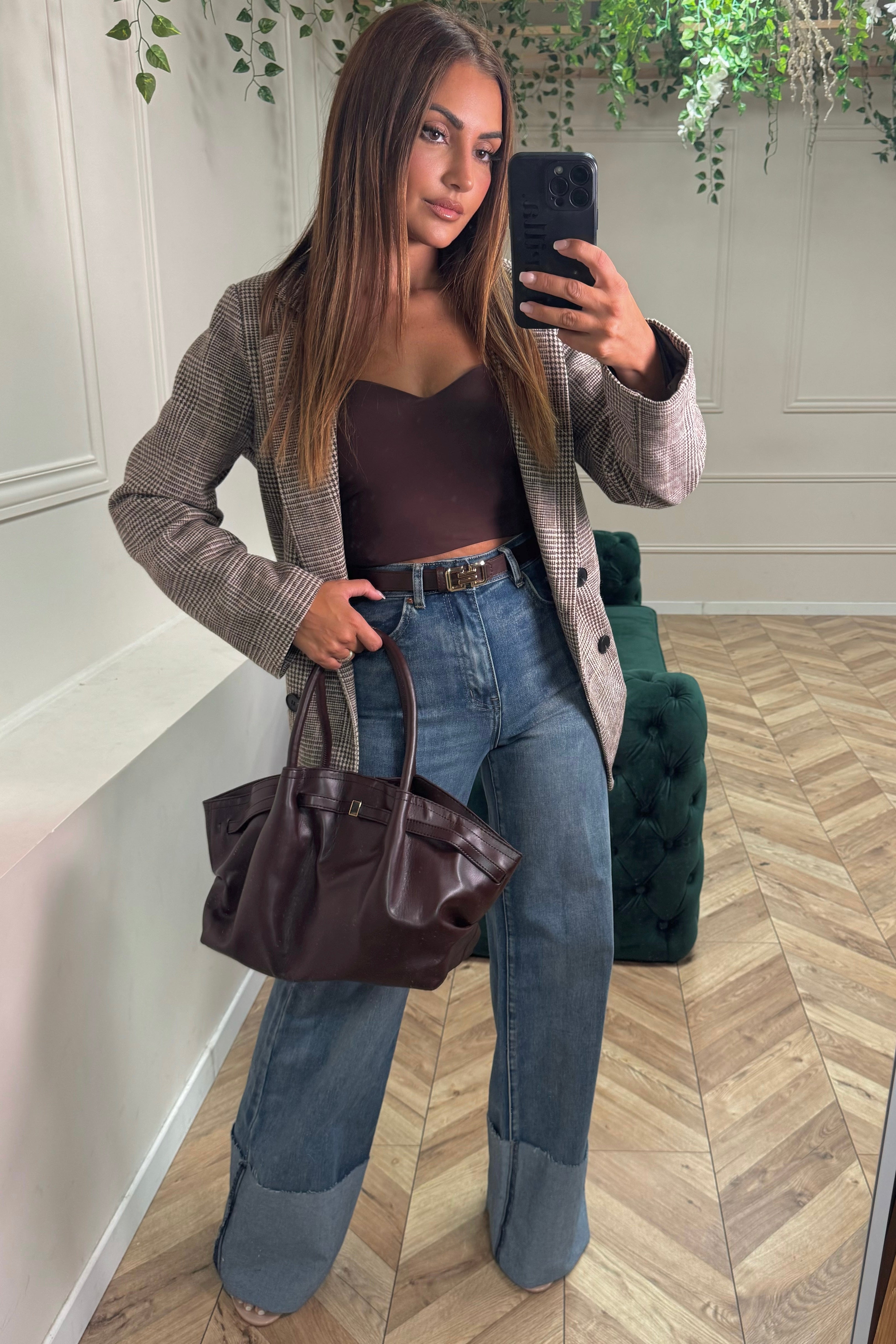 Sac cabas plissé femme - vue détaillée des finitions et de la texture plissée unique du sac