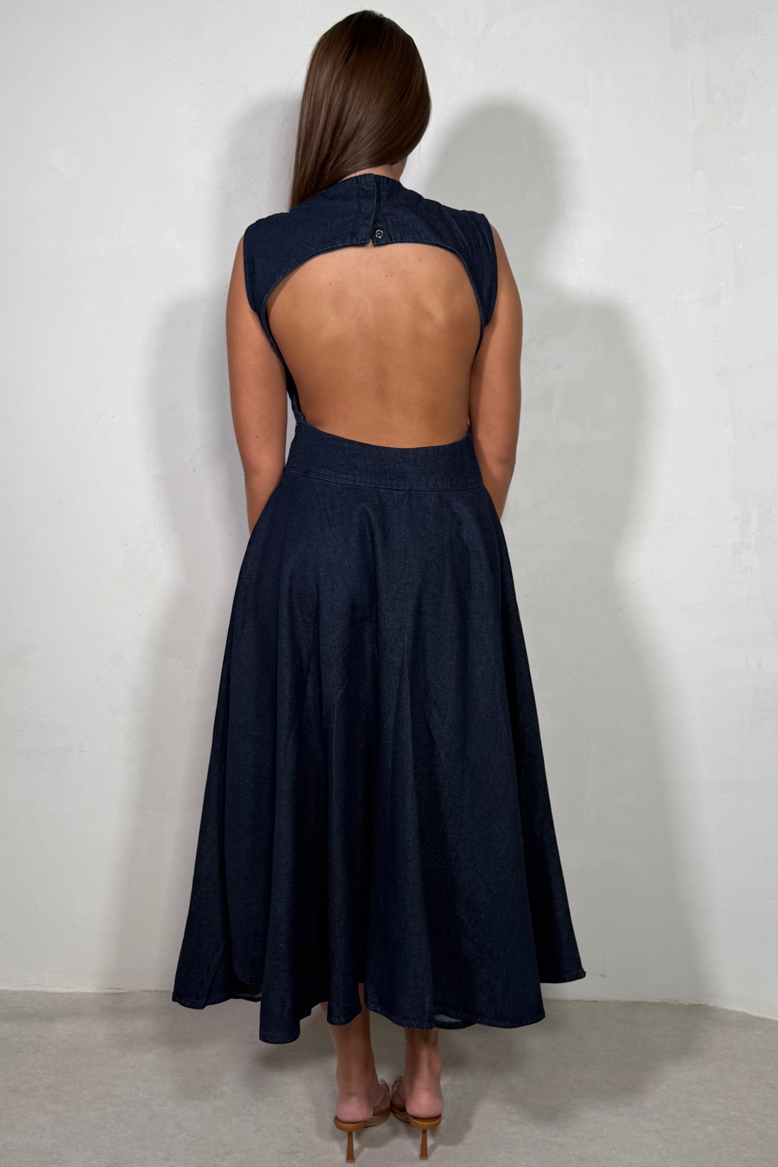 Robe Jean Longue Évasée Dos Nu Plongeant Bleu Brut