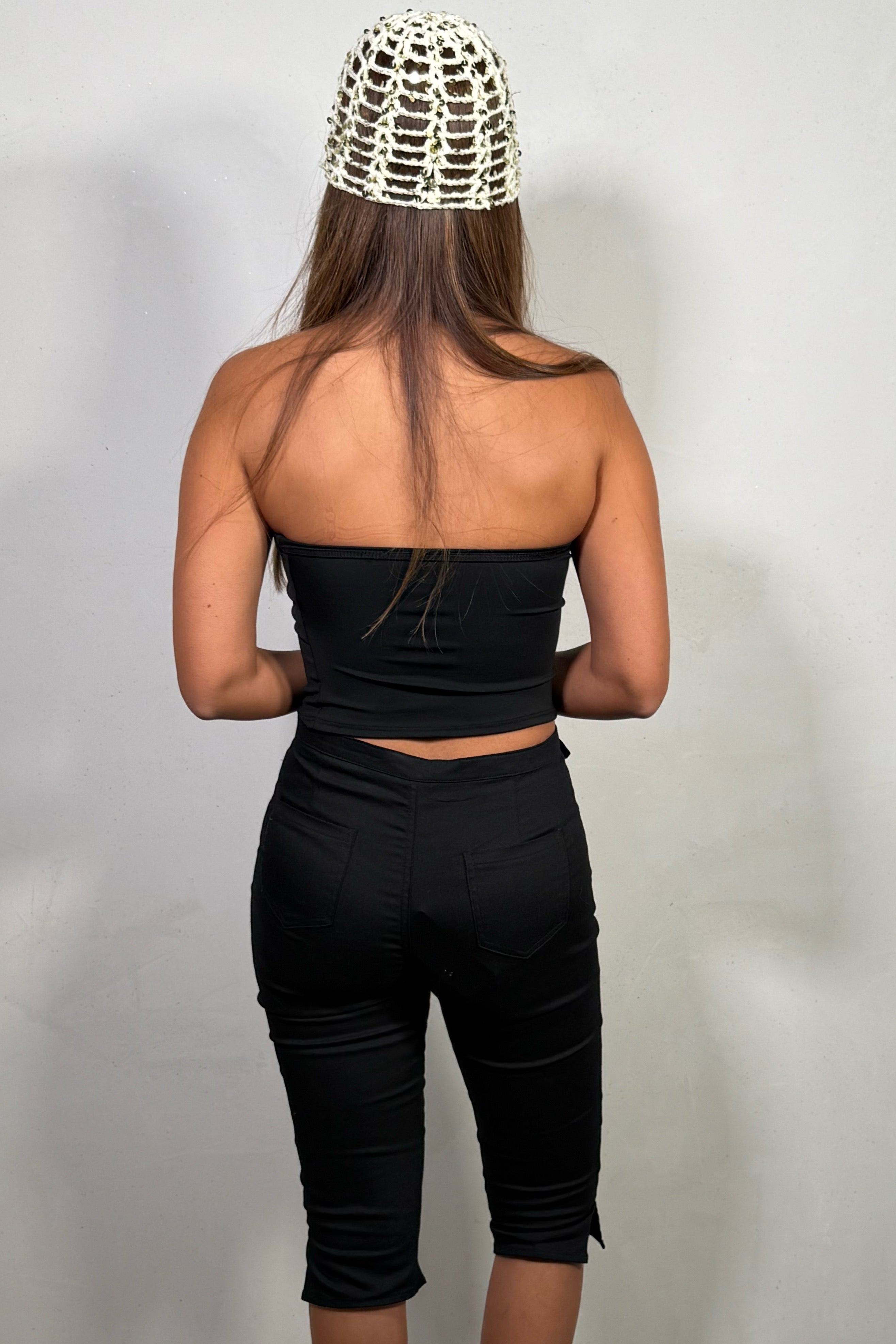 Pantalon Capri Ajusté Ceinture Intégrée – Chic & Confort Femme