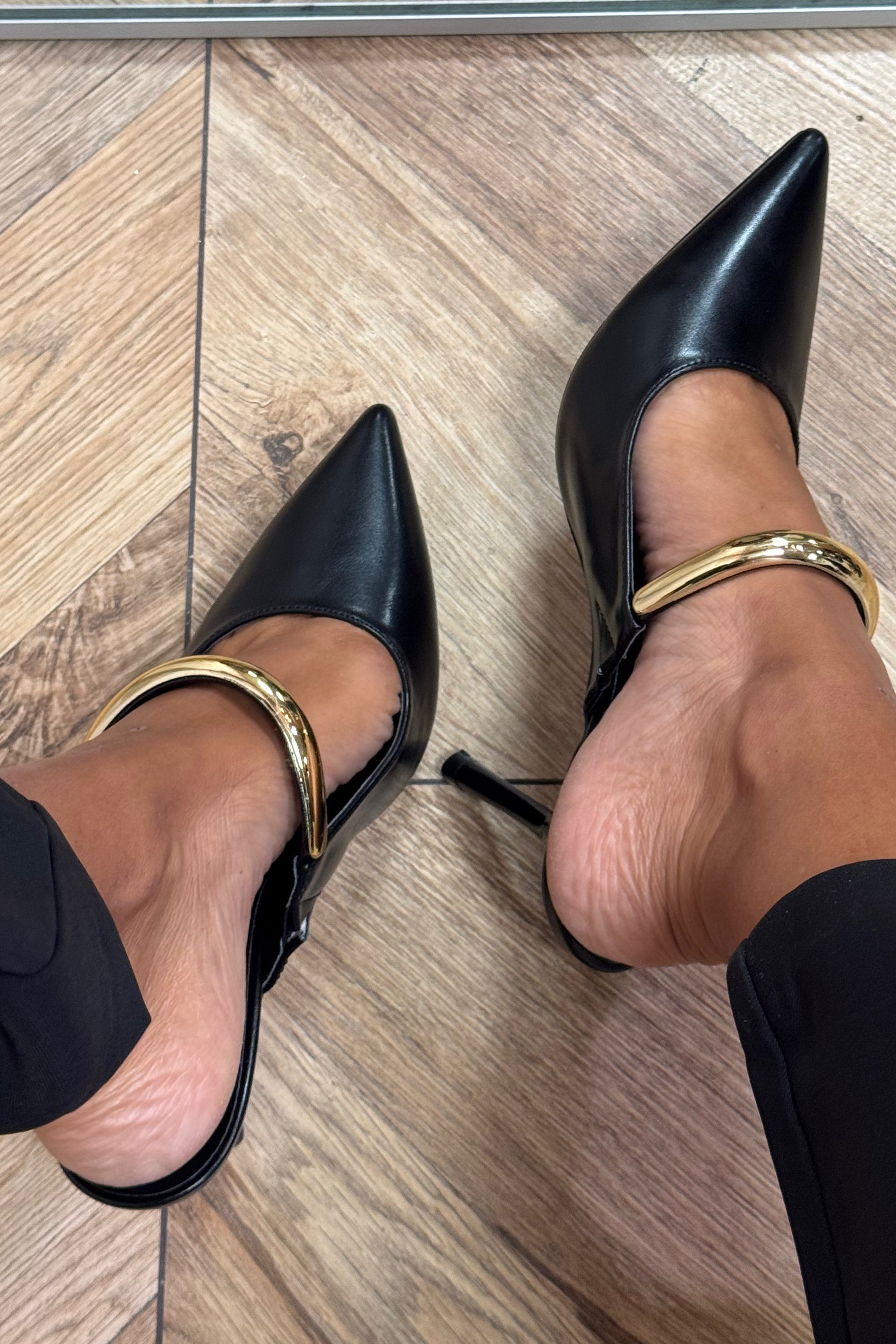 Escarpins Femme Pointus + Bijoux - Élégance Précieuse Premium