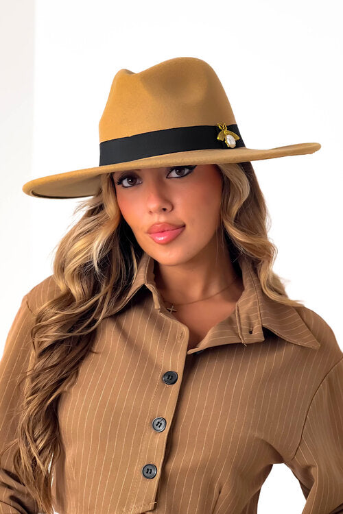 Chapeau Broche Abeille