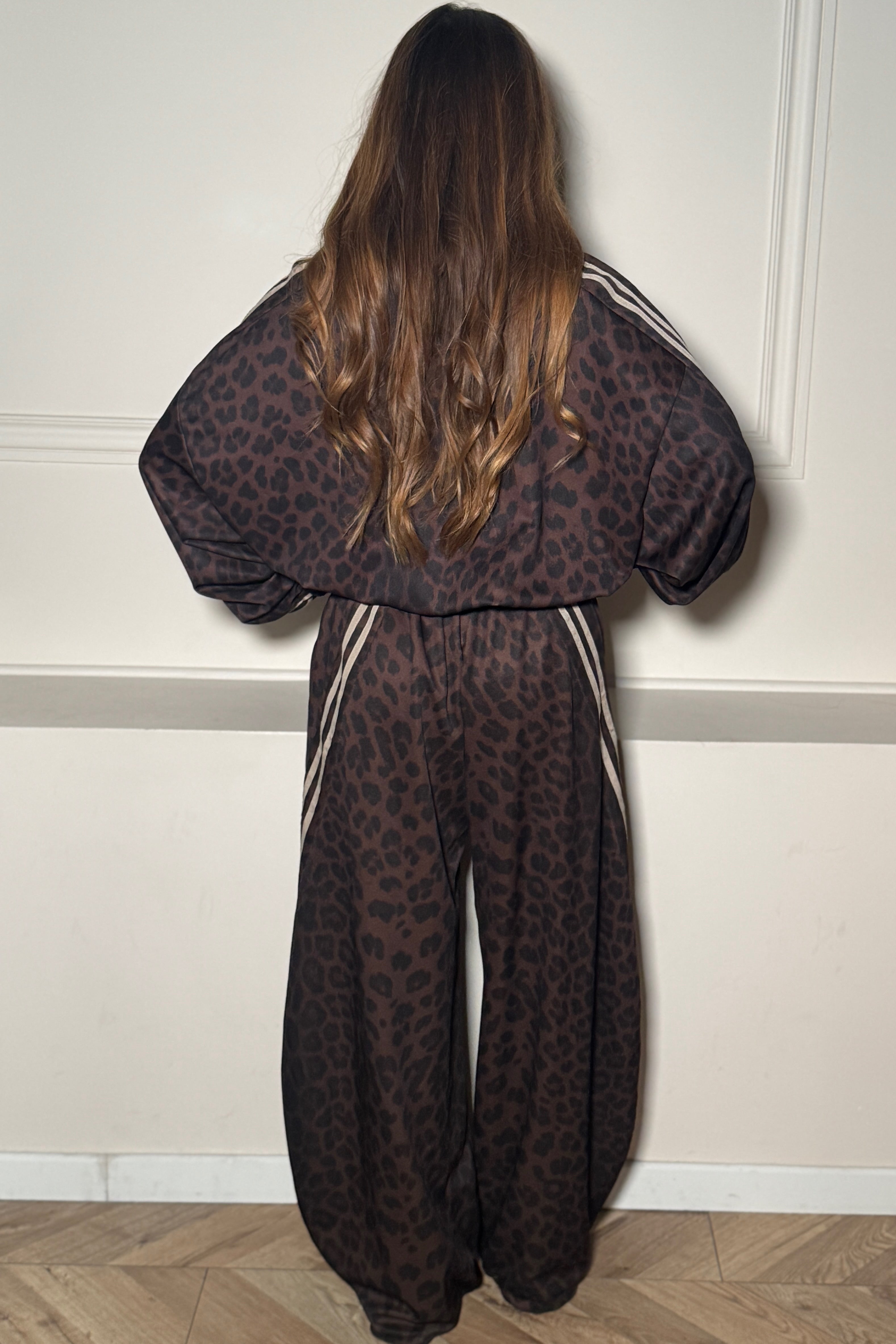 Jogging Léopard Bandes Coupe Ballon Femme - Style Sportswear